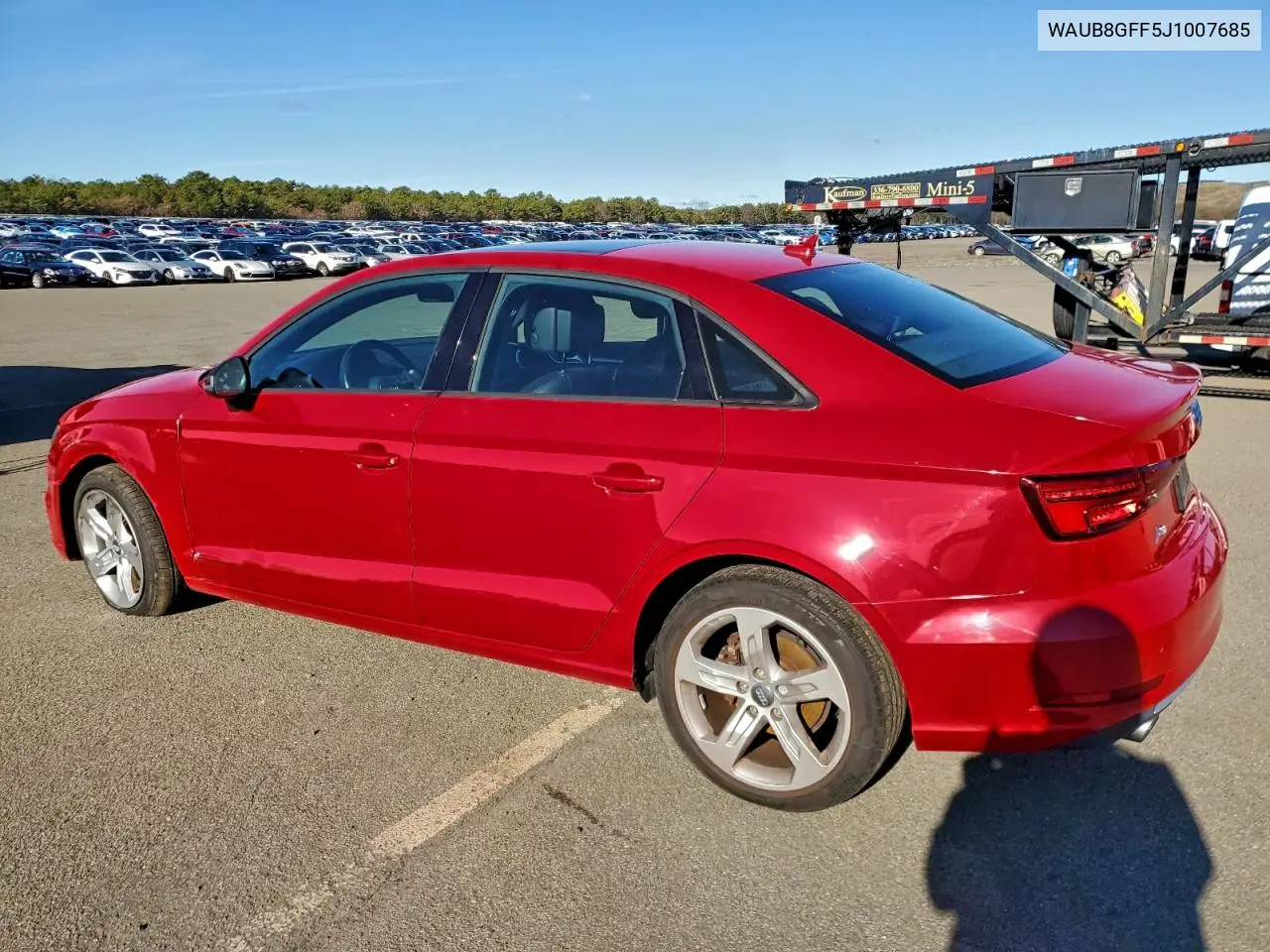 WAUB8GFF5J1007685 2018 Audi A3 Premium