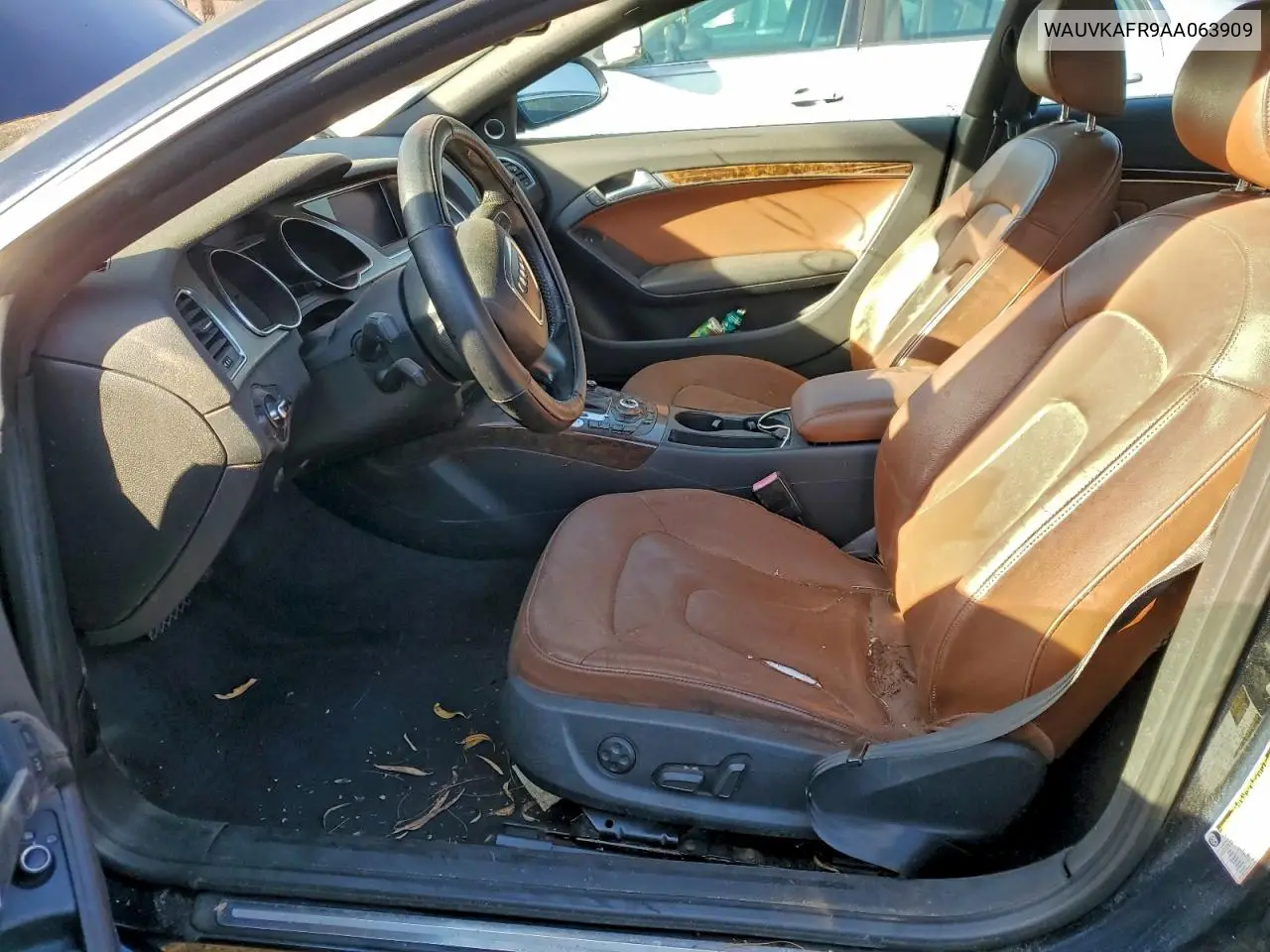 WAUVKAFR9AA063909 2010 Audi A5 Prestige