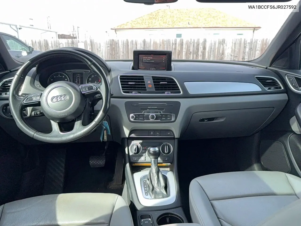 WA1BCCFS6JR027592 2018 Audi Q3 Premium