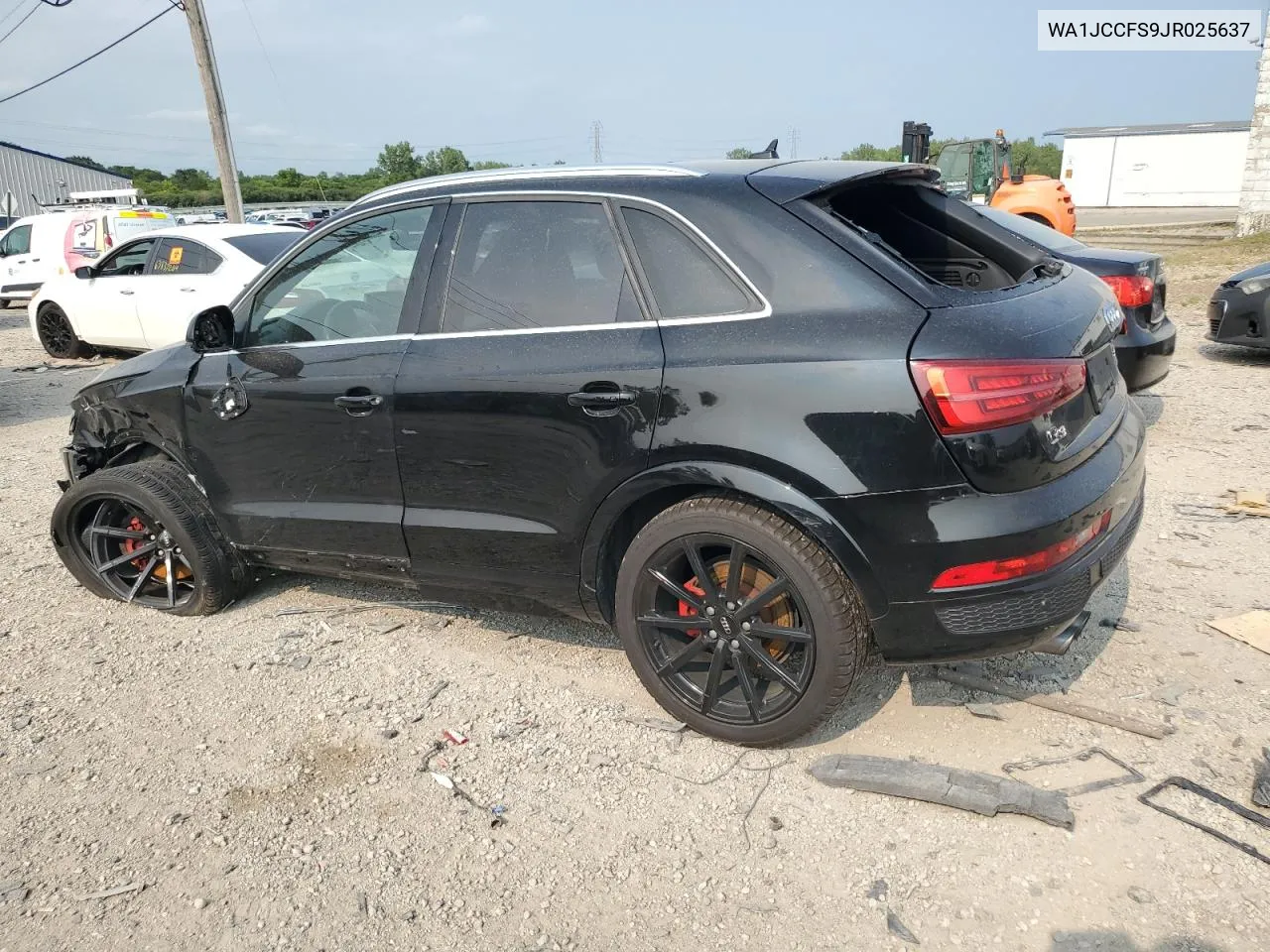 WA1JCCFS9JR025637 2018 Audi Q3 Premium Plus