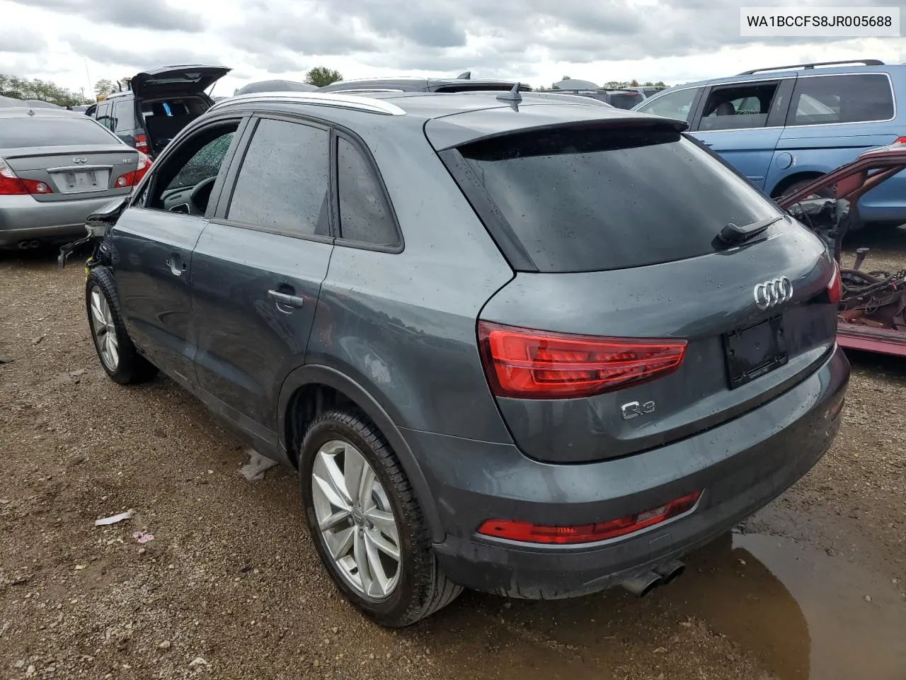 WA1BCCFS8JR005688 2018 Audi Q3 Premium