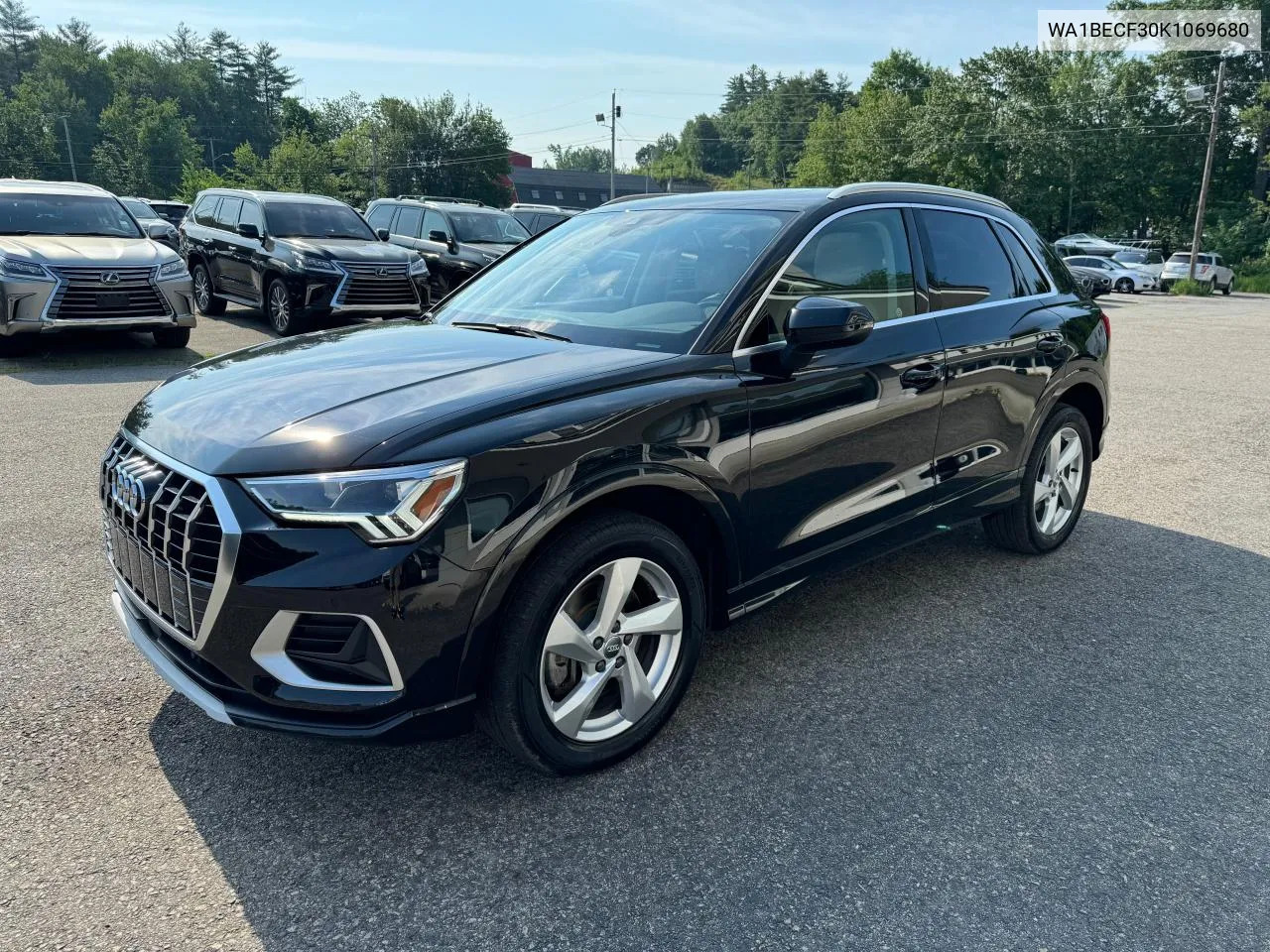 WA1BECF30K1069680 2019 Audi Q3 Premium Plus