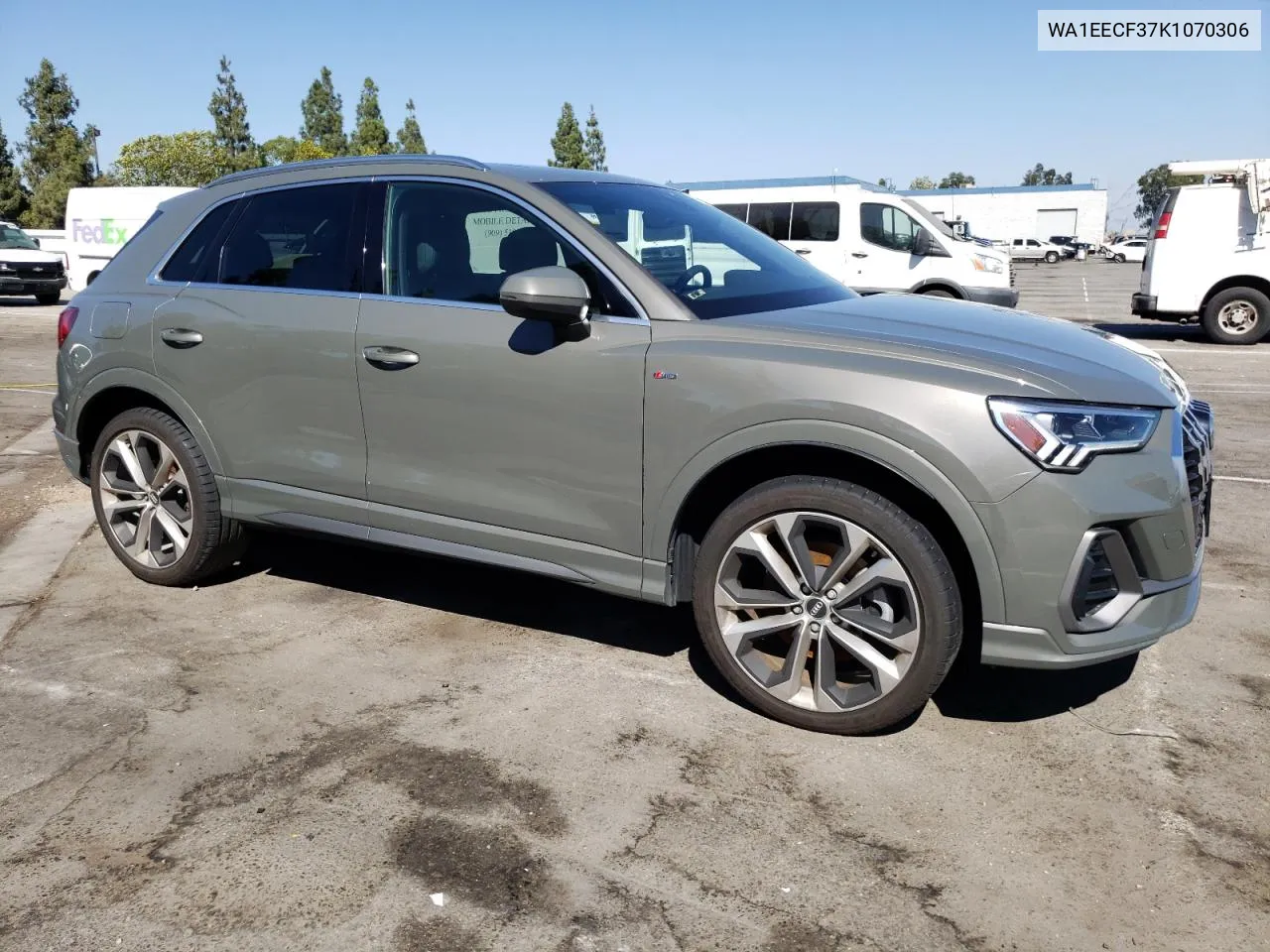 2019 Audi Q3 Premium Plus S-Line VIN: WA1EECF37K1070306 Lot: 68244904