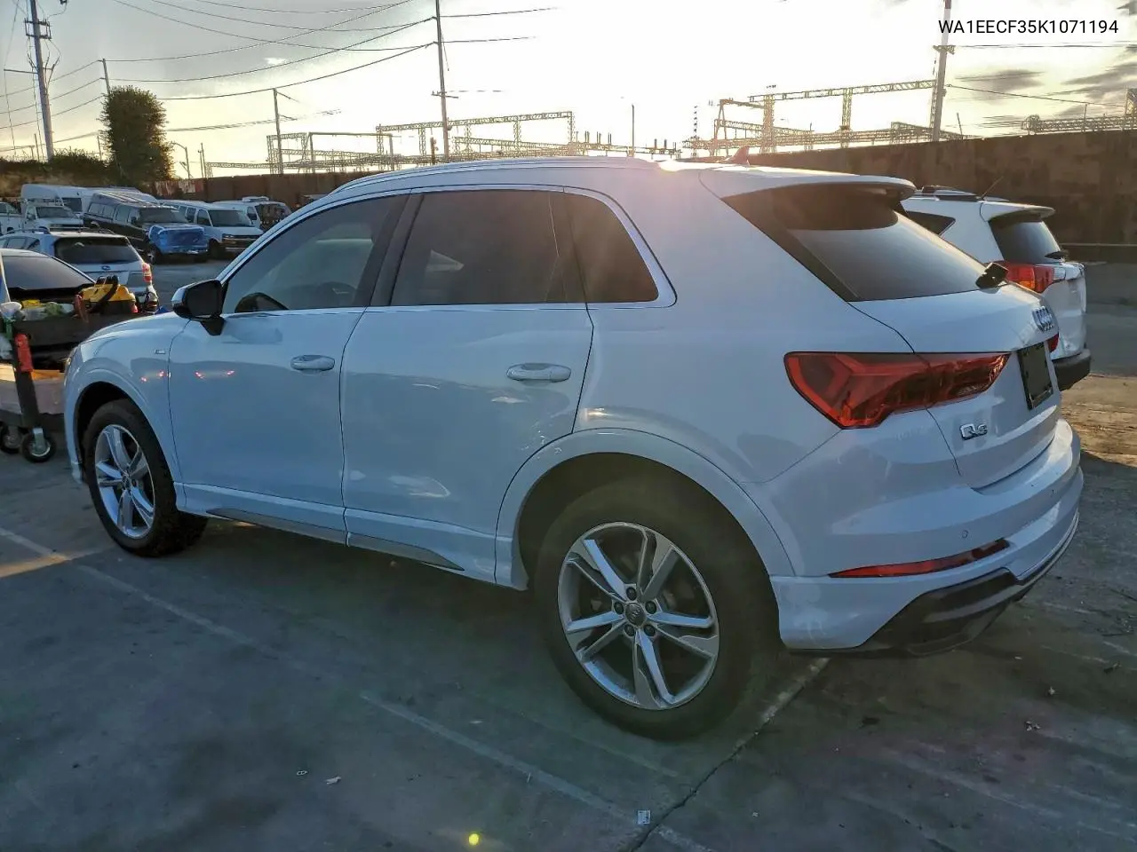 WA1EECF35K1071194 2019 Audi Q3 Premium Plus S-Line