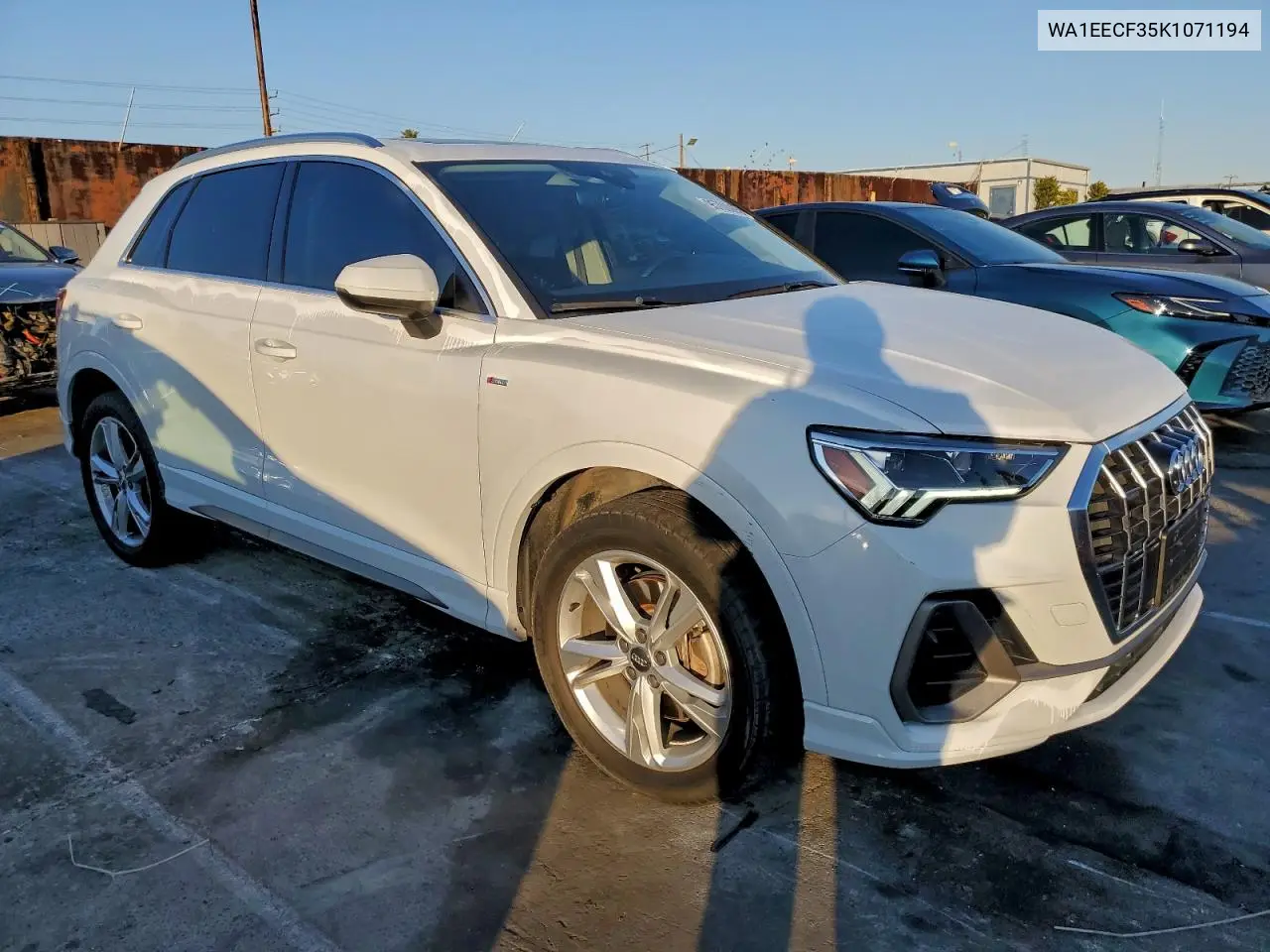 WA1EECF35K1071194 2019 Audi Q3 Premium Plus S-Line