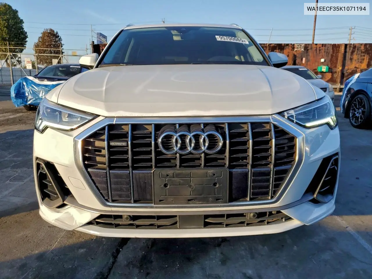WA1EECF35K1071194 2019 Audi Q3 Premium Plus S-Line