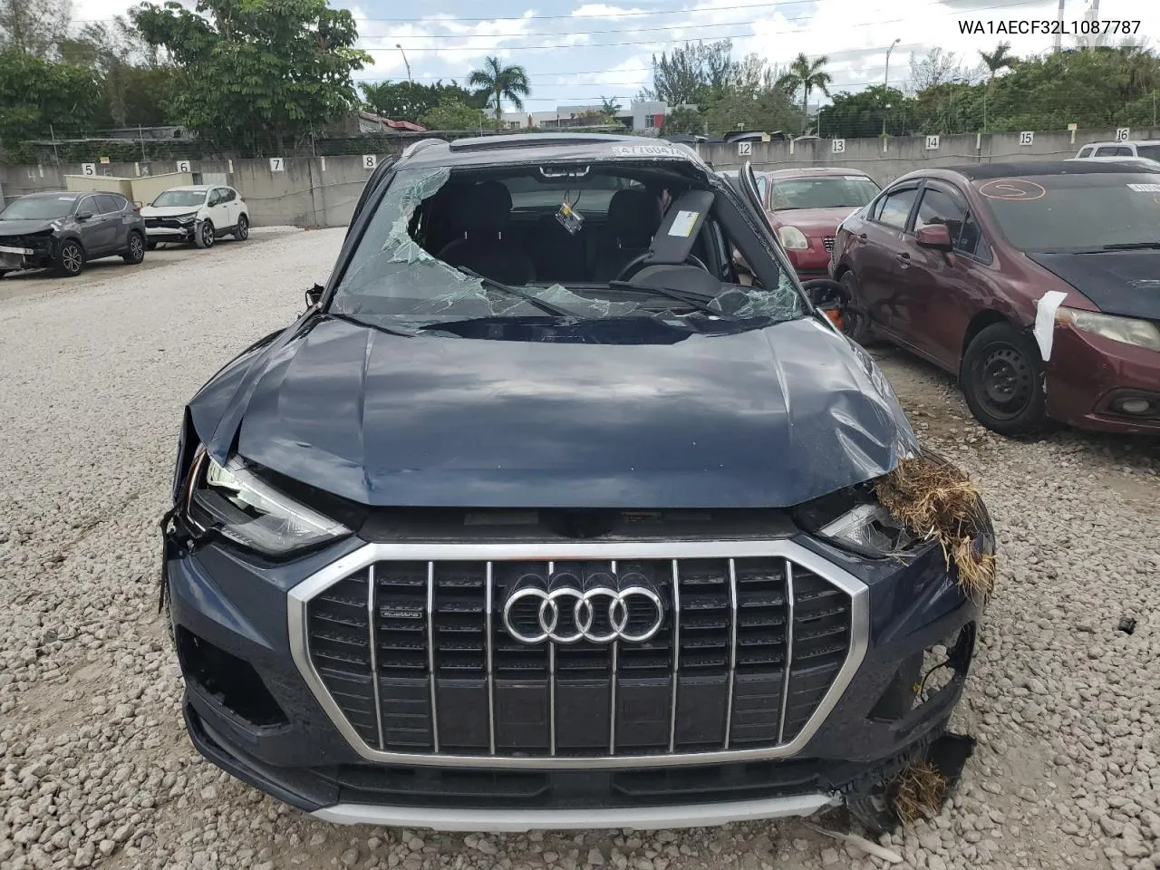 WA1AECF32L1087787 2020 Audi Q3 Premium