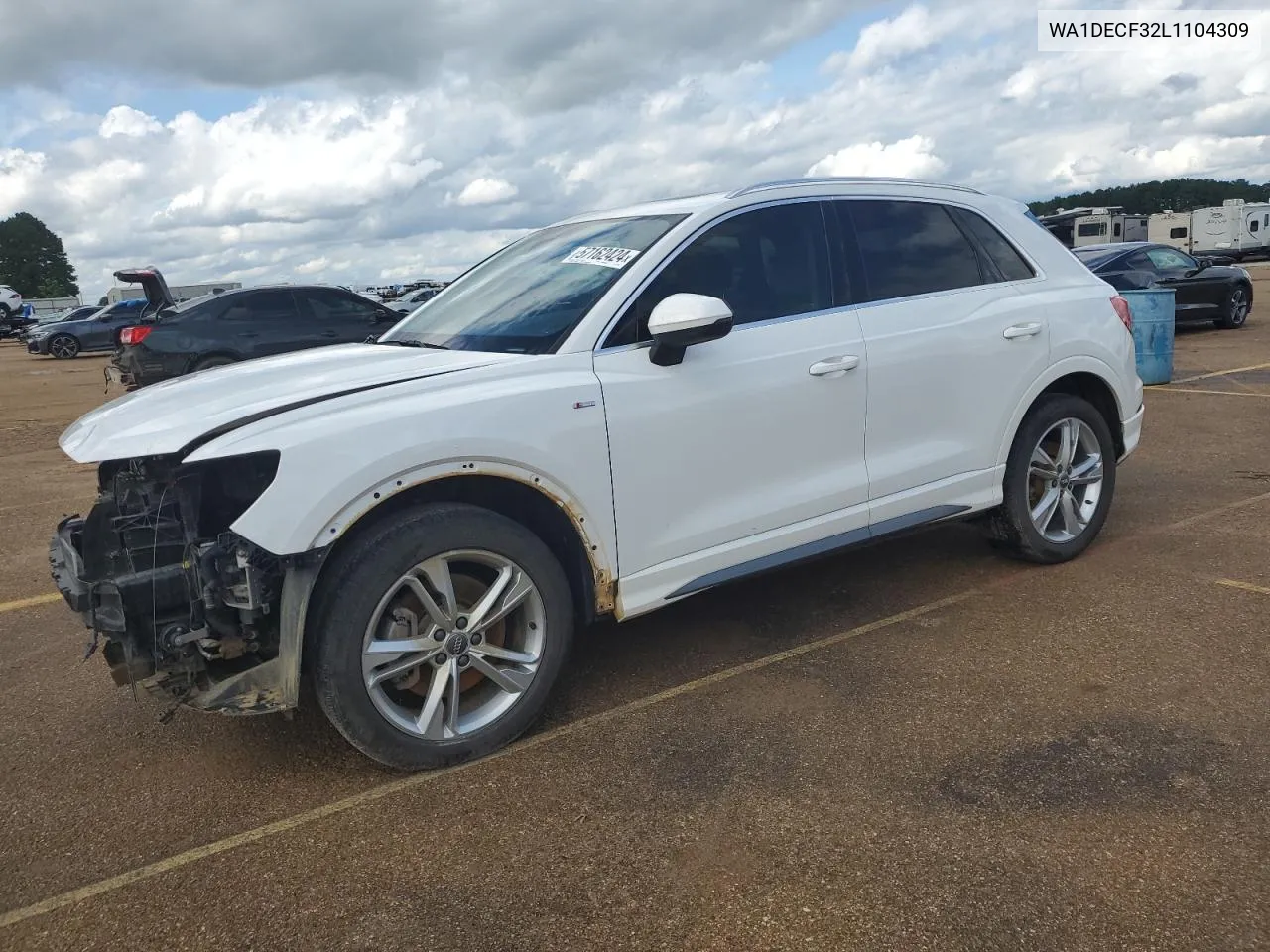 WA1DECF32L1104309 2020 Audi Q3 Premium S Line