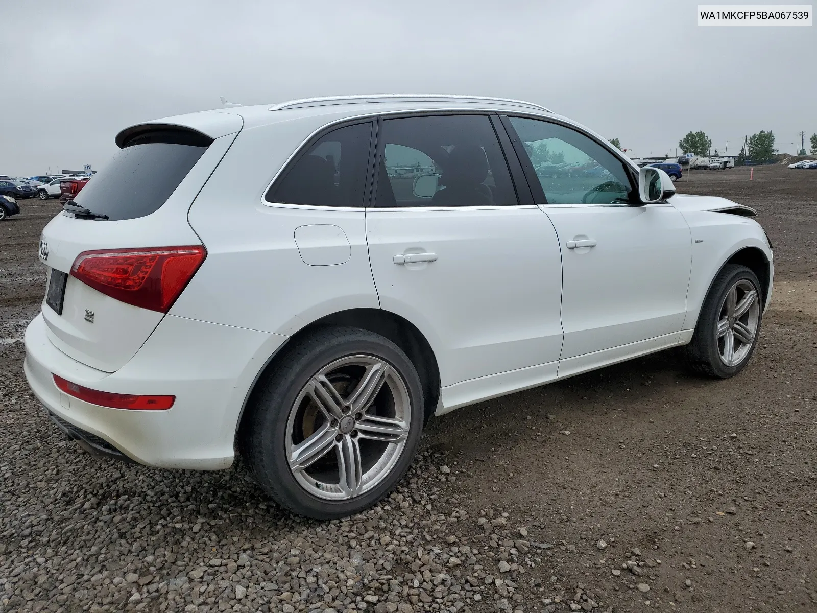 WA1MKCFP5BA067539 2011 Audi Q5 Premium Plus