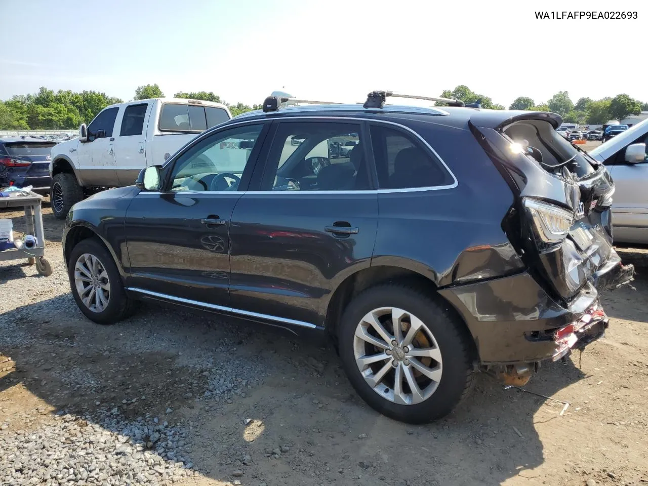 WA1LFAFP9EA022693 2014 Audi Q5 Premium Plus