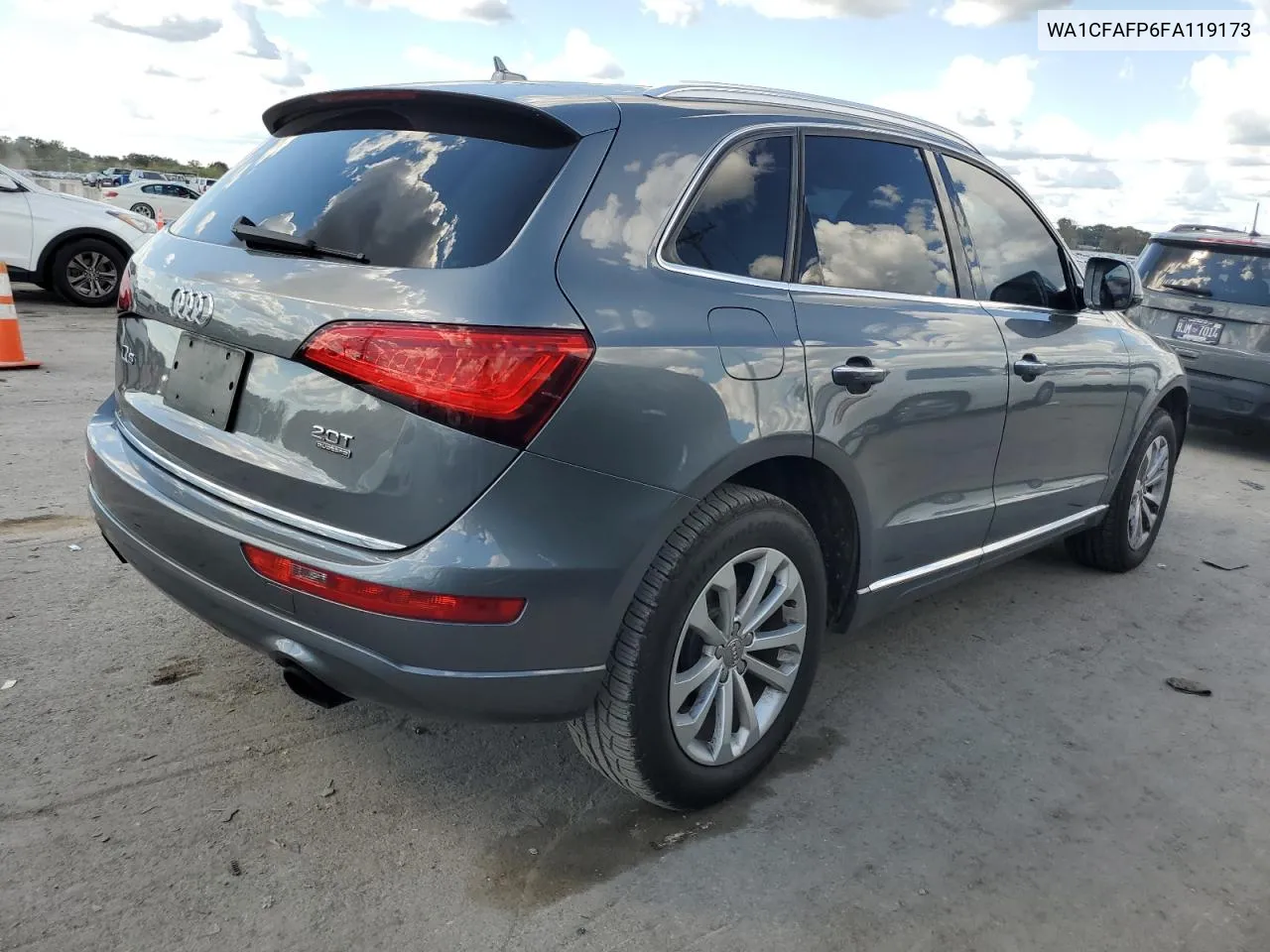 WA1CFAFP6FA119173 2015 Audi Q5 Premium