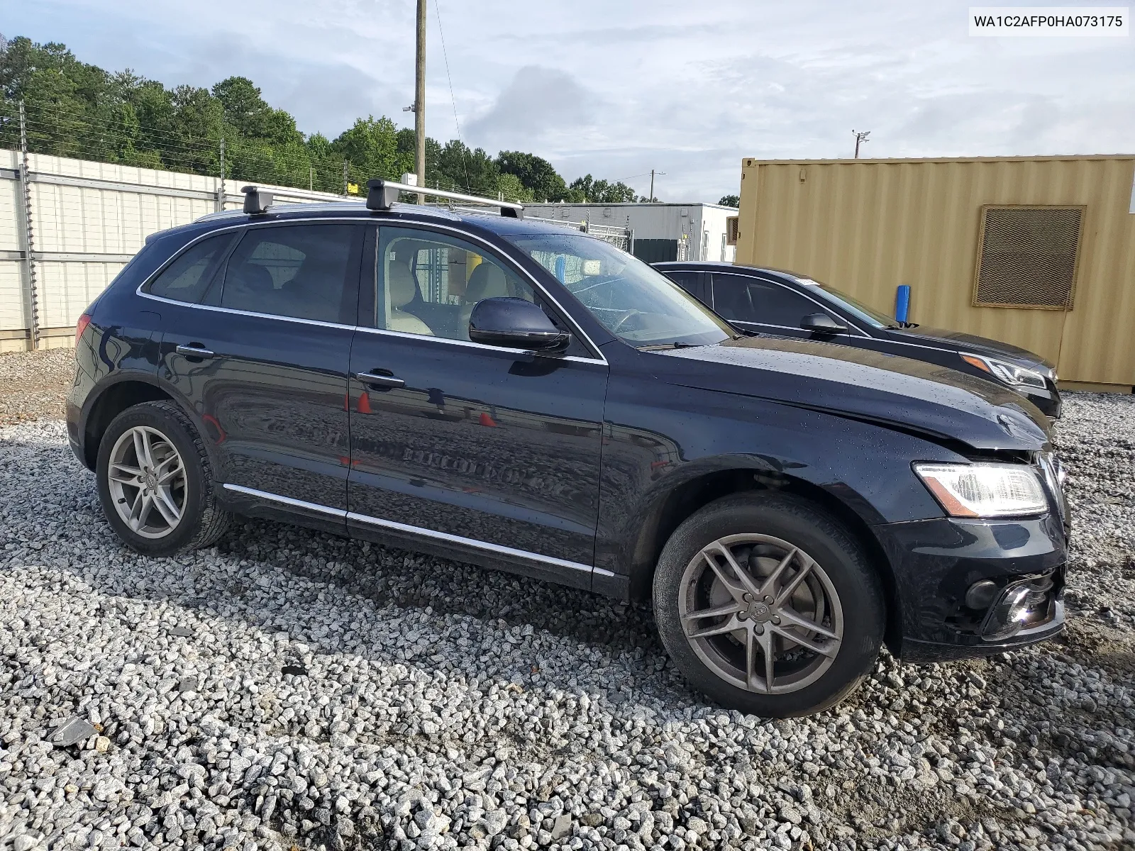 WA1C2AFP0HA073175 2017 Audi Q5 Premium