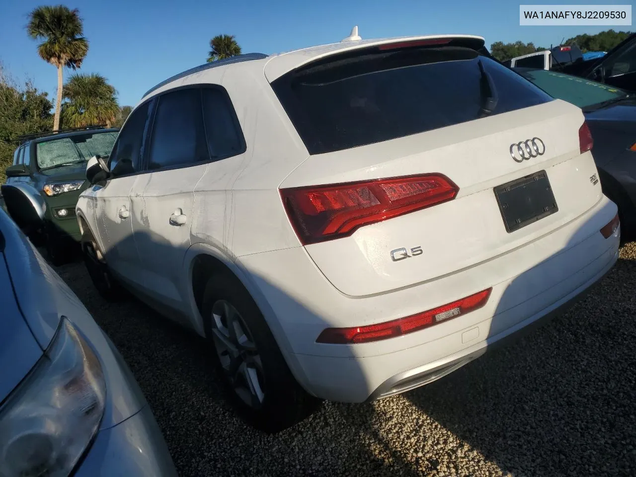 WA1ANAFY8J2209530 2018 Audi Q5 Premium