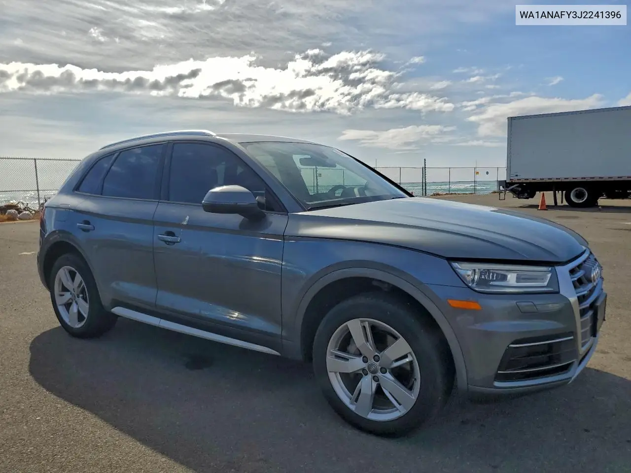 WA1ANAFY3J2241396 2018 Audi Q5 Premium