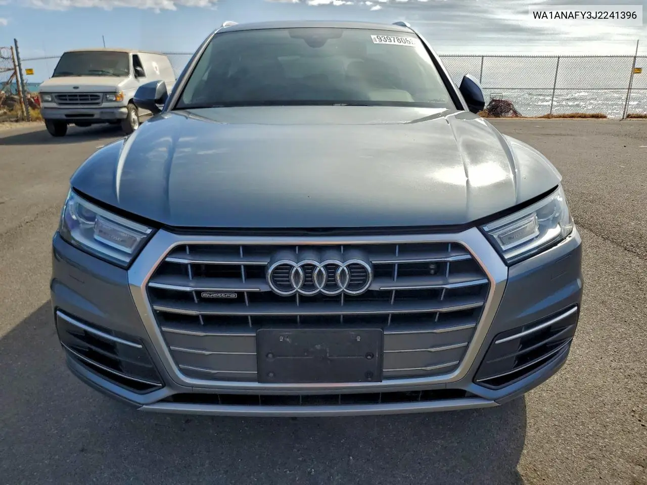 WA1ANAFY3J2241396 2018 Audi Q5 Premium
