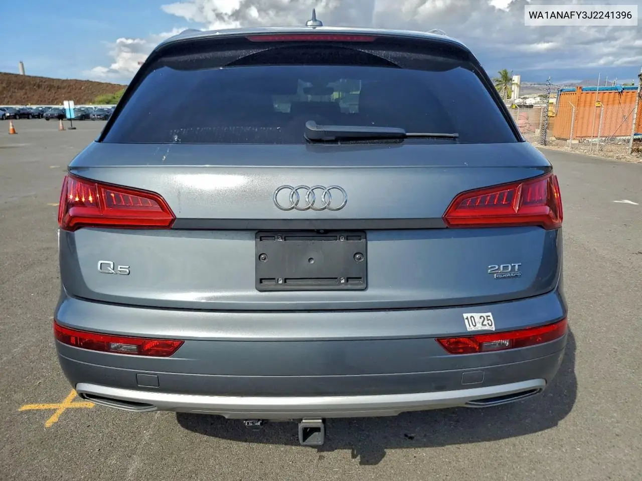 WA1ANAFY3J2241396 2018 Audi Q5 Premium