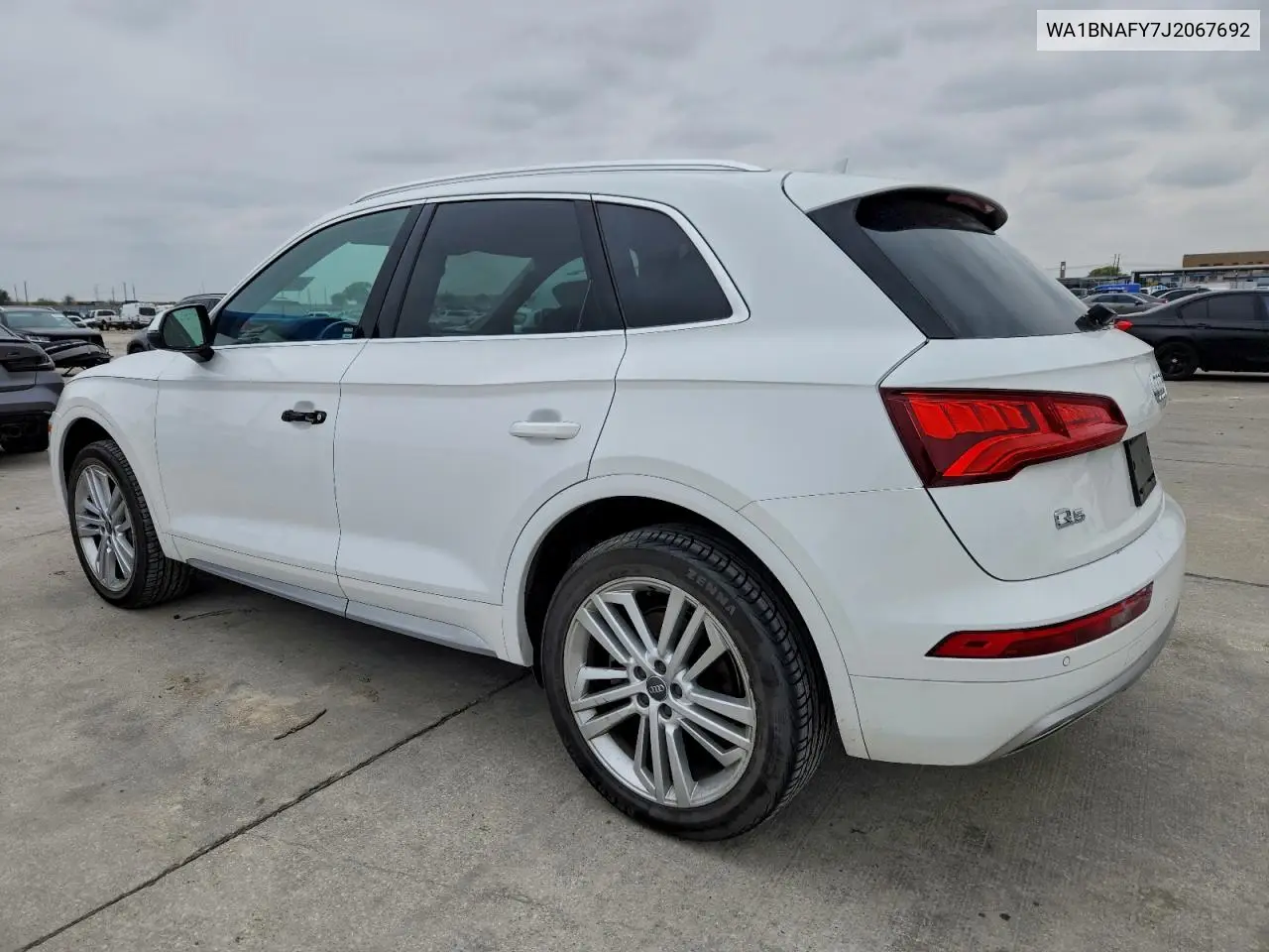 WA1BNAFY7J2067692 2018 Audi Q5 Premium Plus