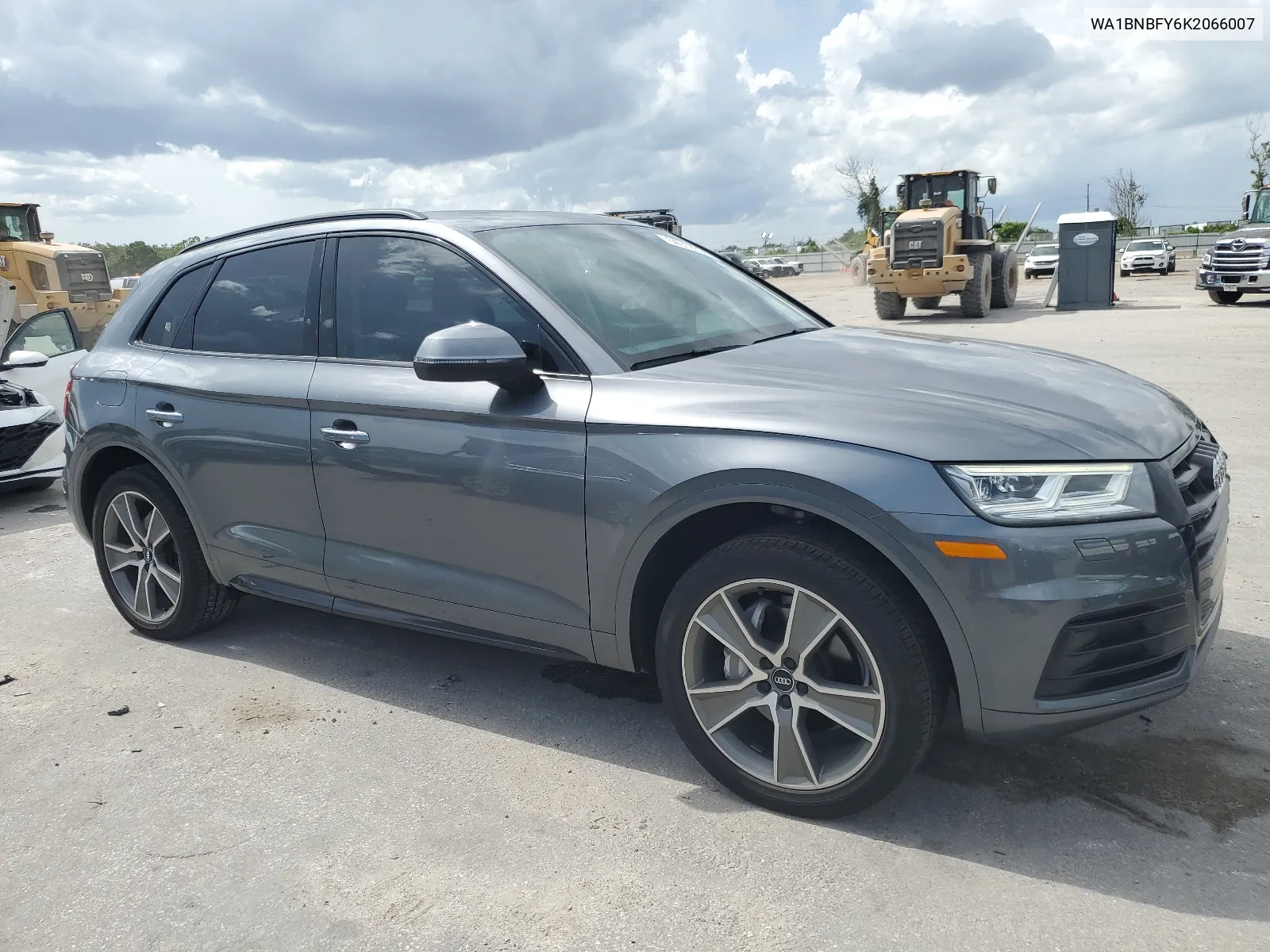 WA1BNBFY6K2066007 2019 Audi Q5 Premium Plus