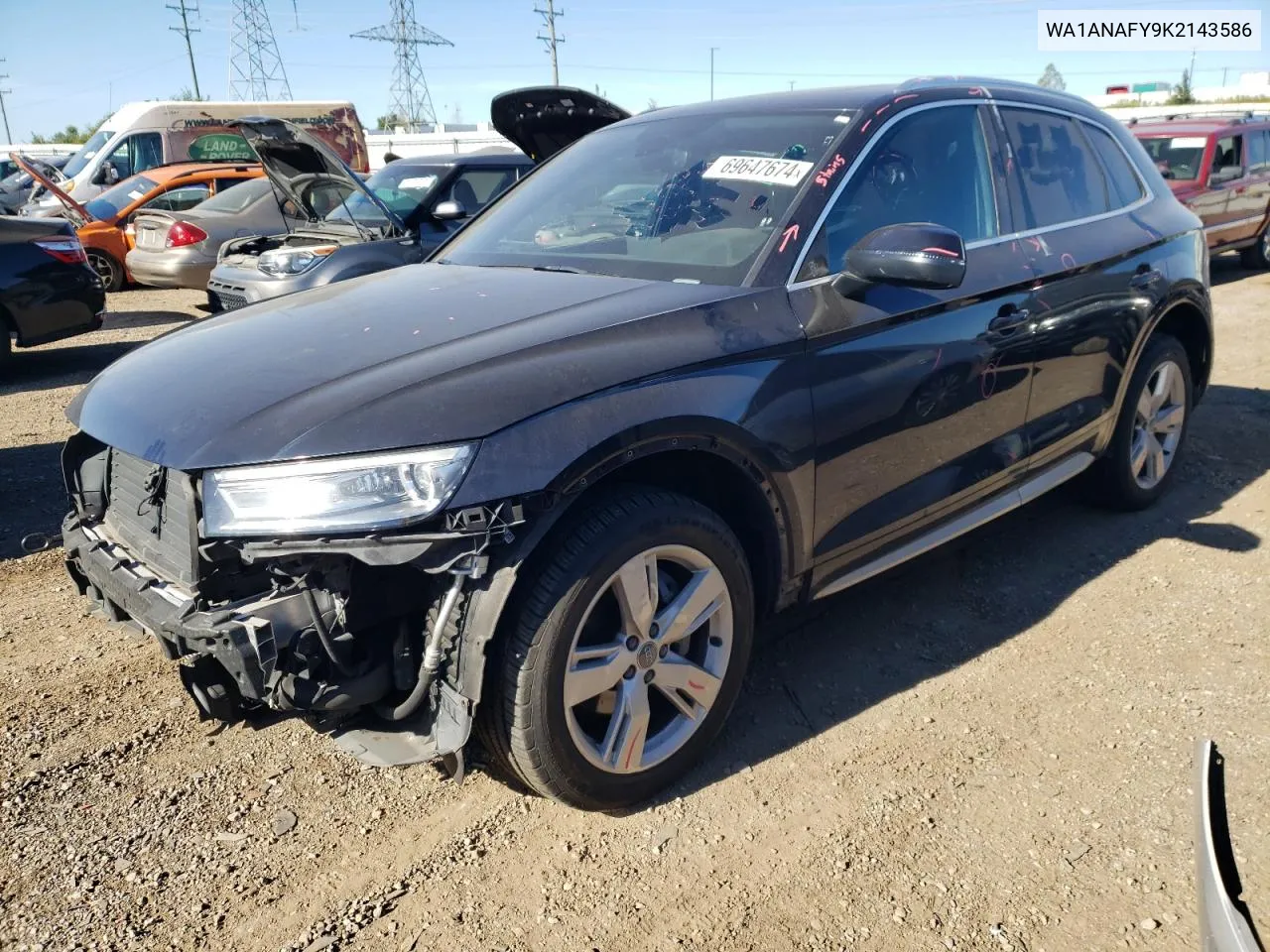 WA1ANAFY9K2143586 2019 Audi Q5 Premium