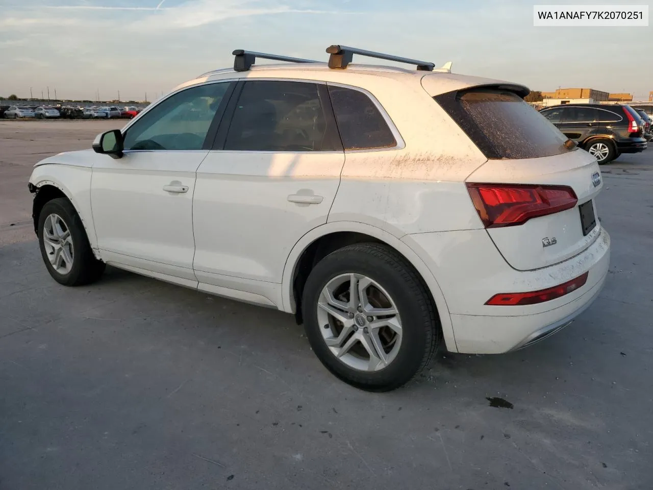 WA1ANAFY7K2070251 2019 Audi Q5 Premium