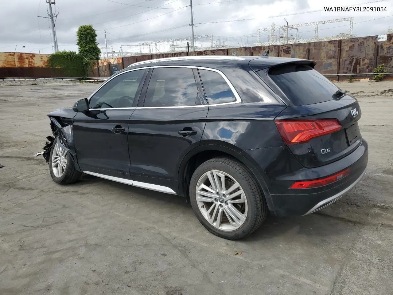 WA1BNAFY3L2091054 2020 Audi Q5 Premium Plus