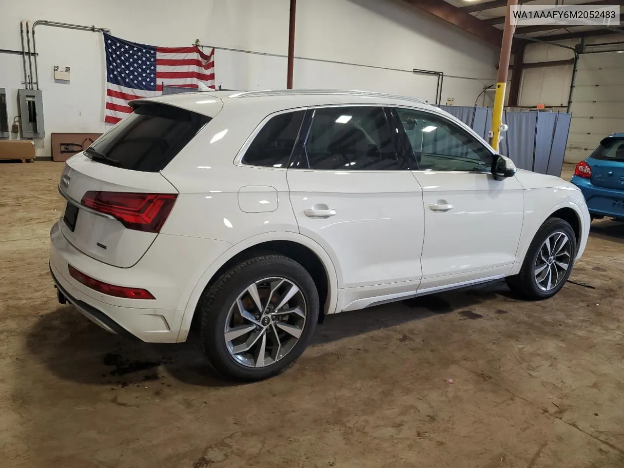 WA1AAAFY6M2052483 2021 Audi Q5 Premium