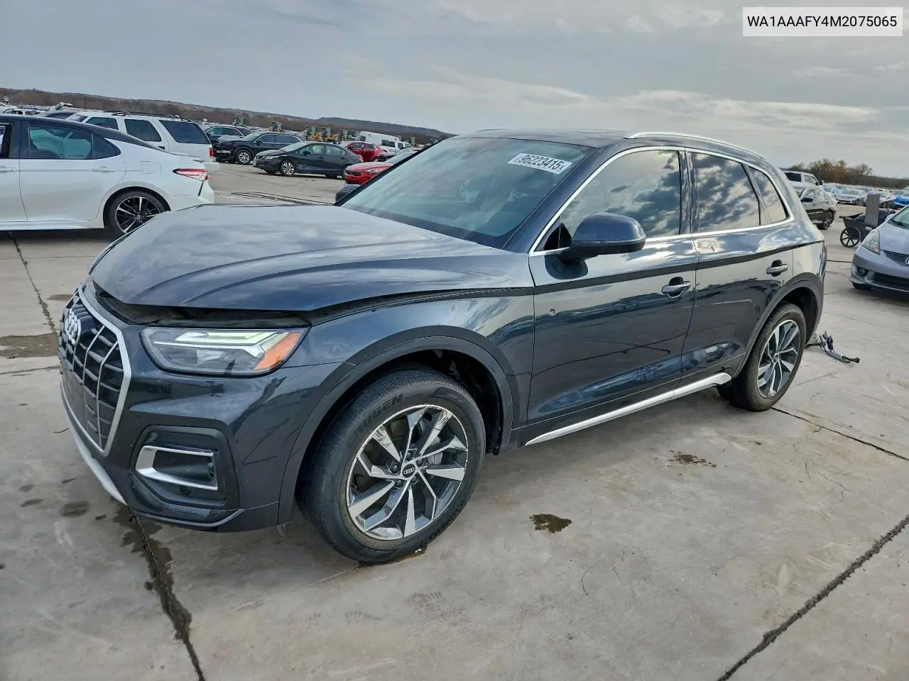 WA1AAAFY4M2075065 2021 Audi Q5 Premium