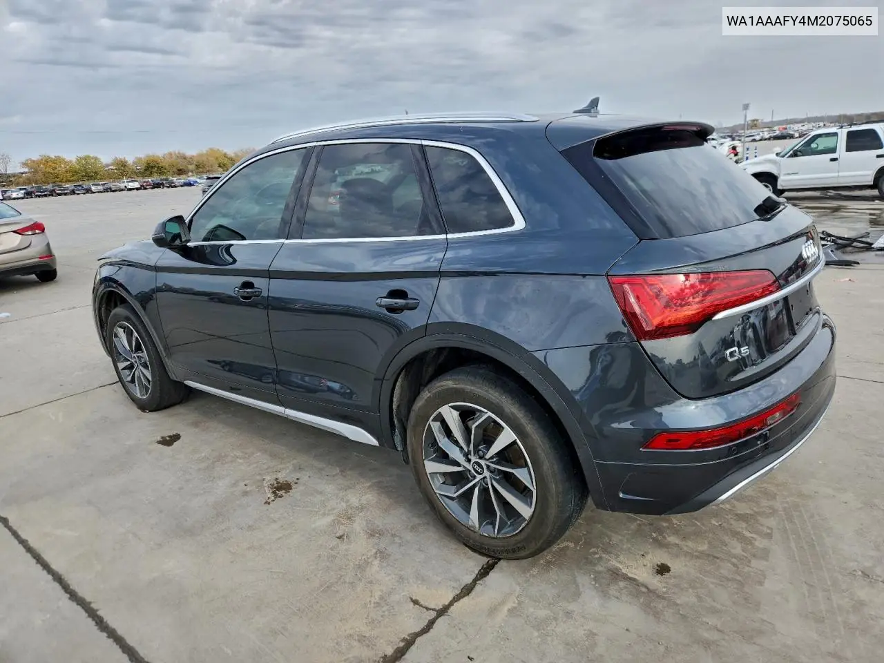 WA1AAAFY4M2075065 2021 Audi Q5 Premium