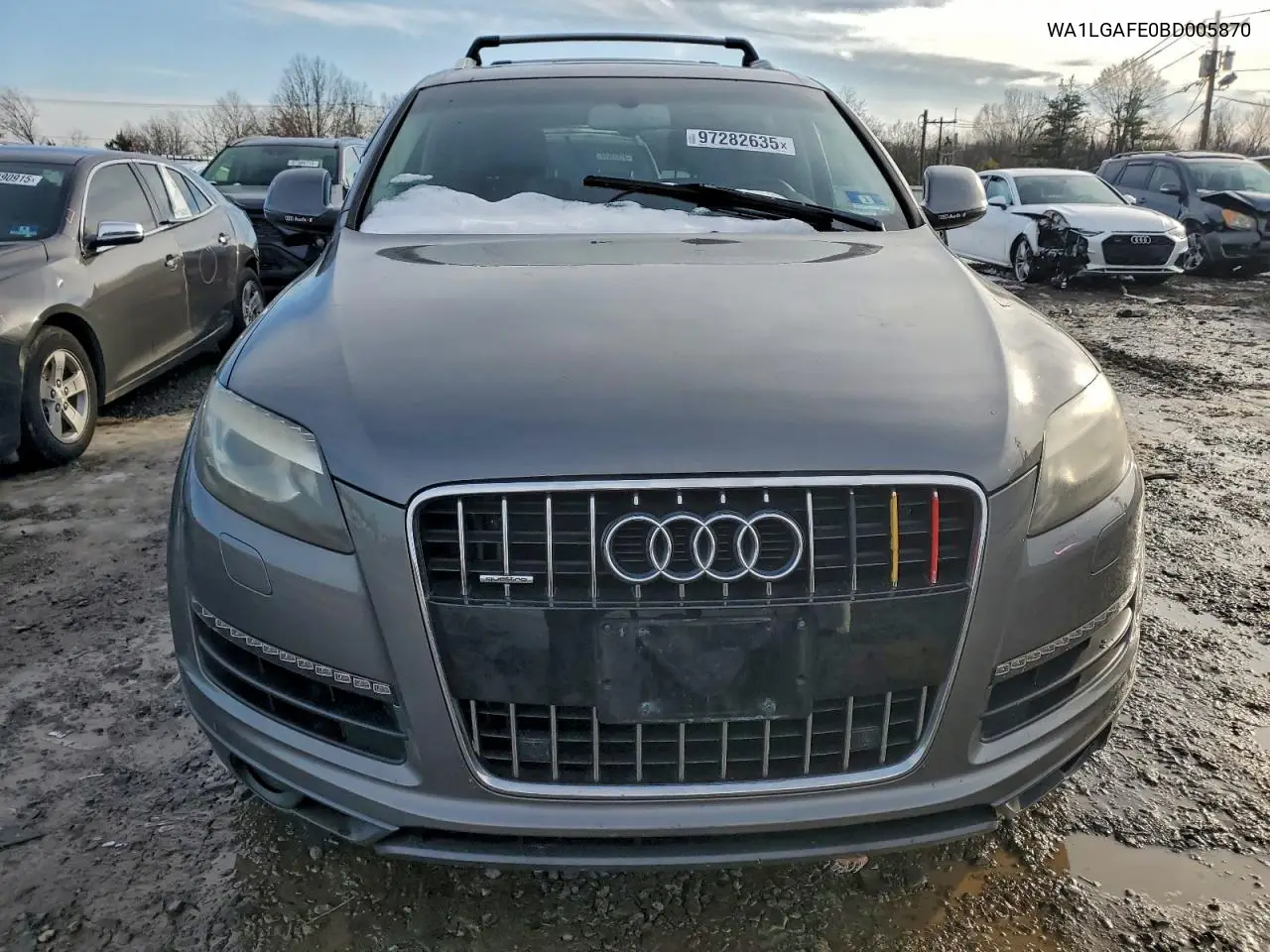 WA1LGAFE0BD005870 2011 Audi Q7 Premium Plus