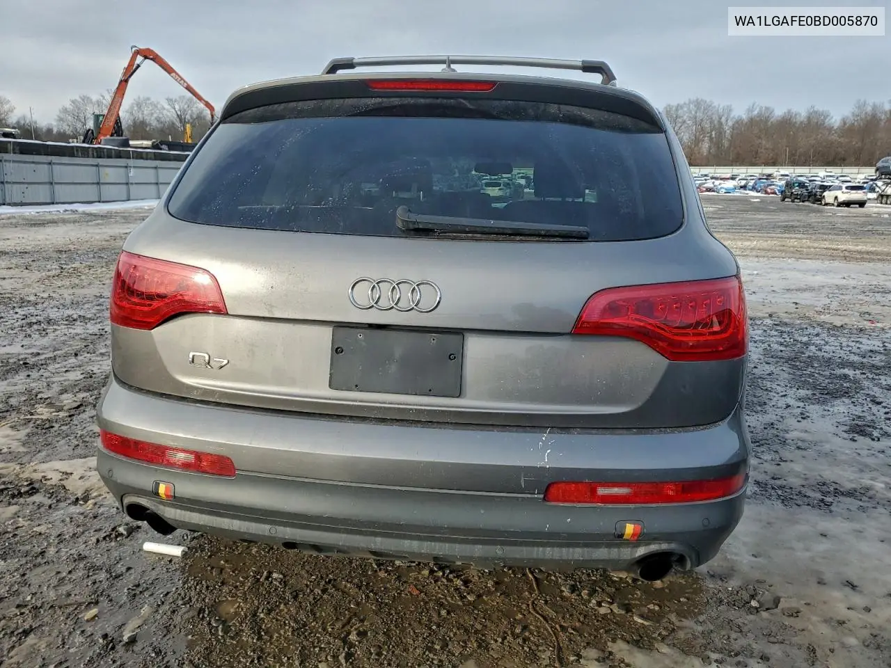 WA1LGAFE0BD005870 2011 Audi Q7 Premium Plus