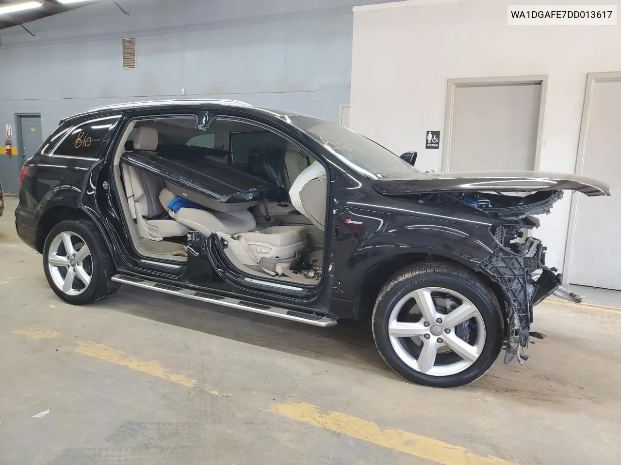 WA1DGAFE7DD013617 2013 Audi Q7 Prestige