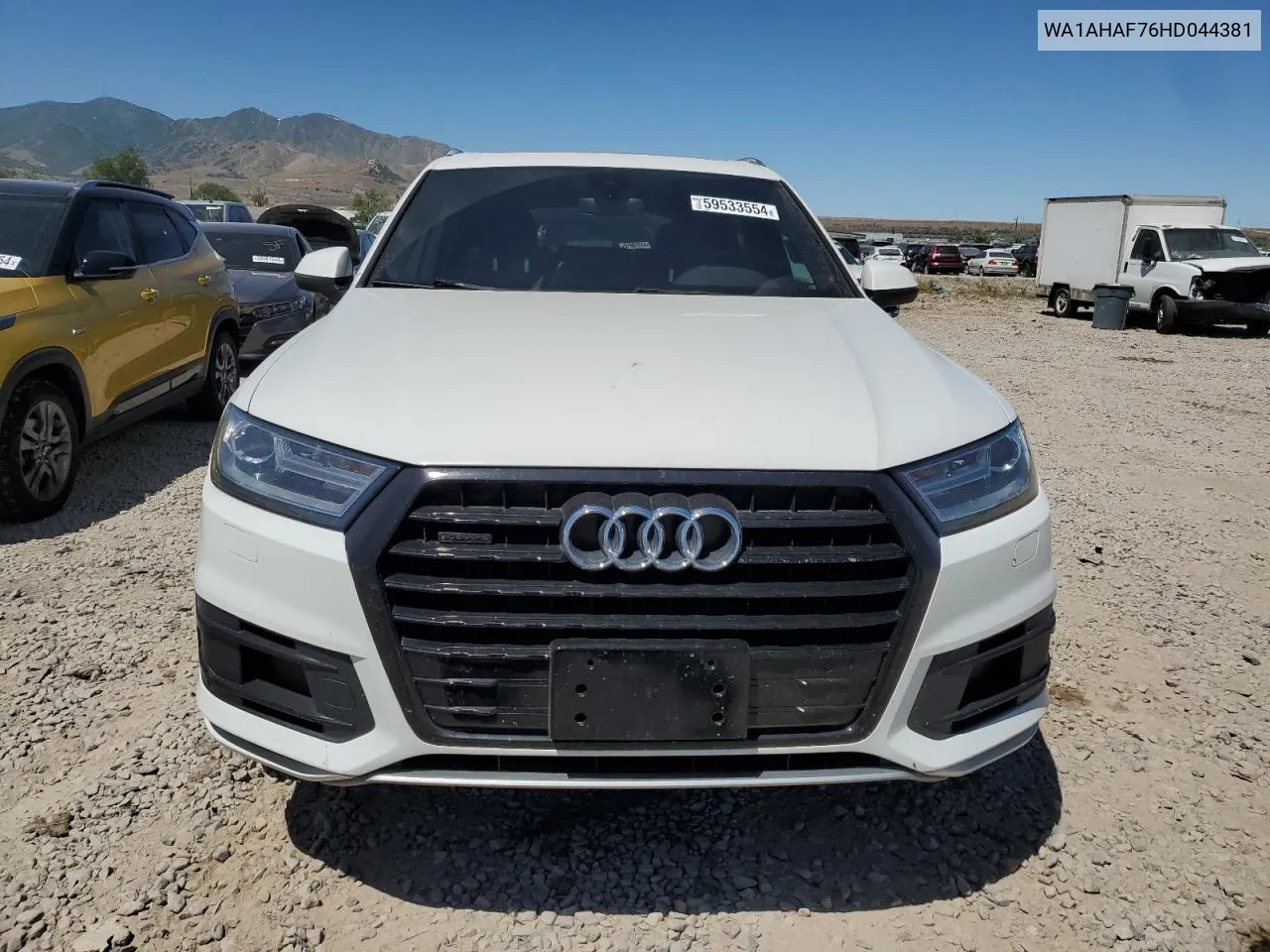 WA1AHAF76HD044381 2017 Audi Q7 Premium