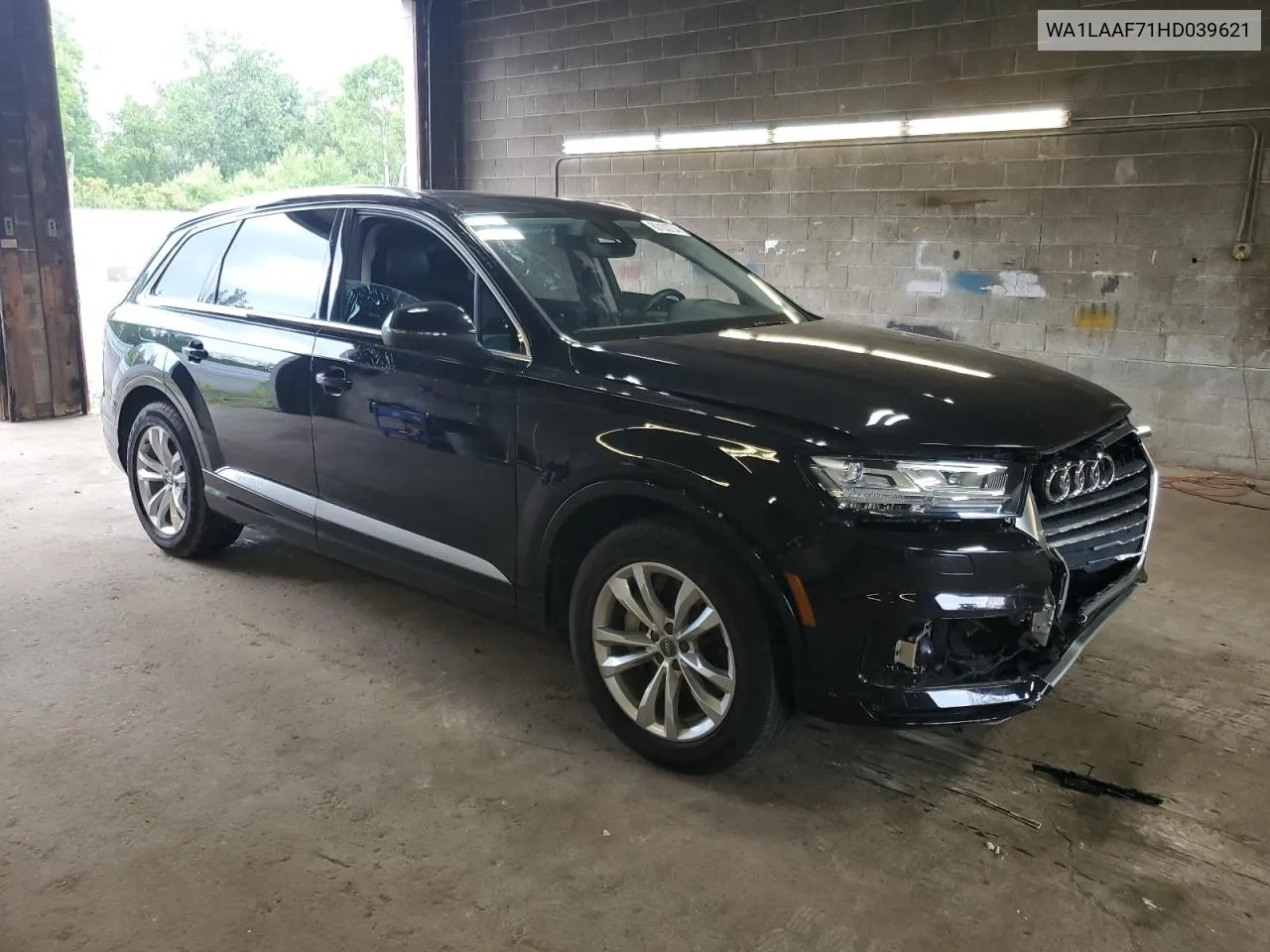 2017 Audi Q7 Premium Plus VIN: WA1LAAF71HD039621 Lot: 60103734