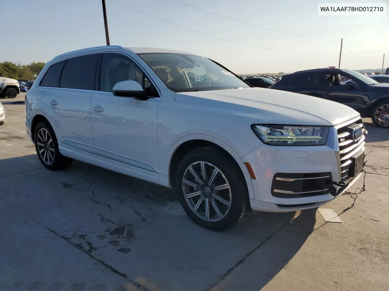 2017 Audi Q7 Premium Plus VIN: WA1LAAF78HD012710 Lot: 71395754