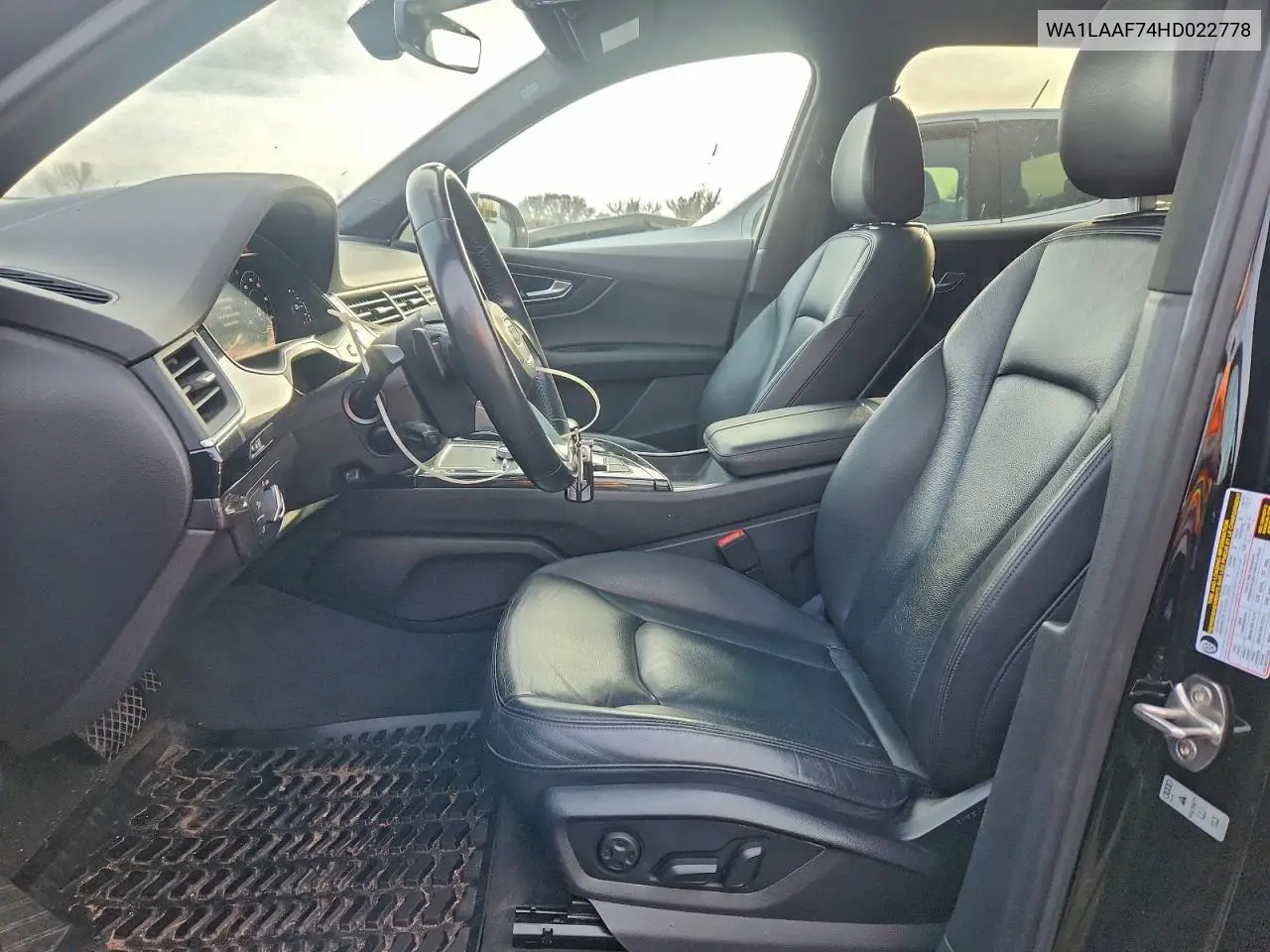 WA1LAAF74HD022778 2017 Audi Q7 Premium Plus