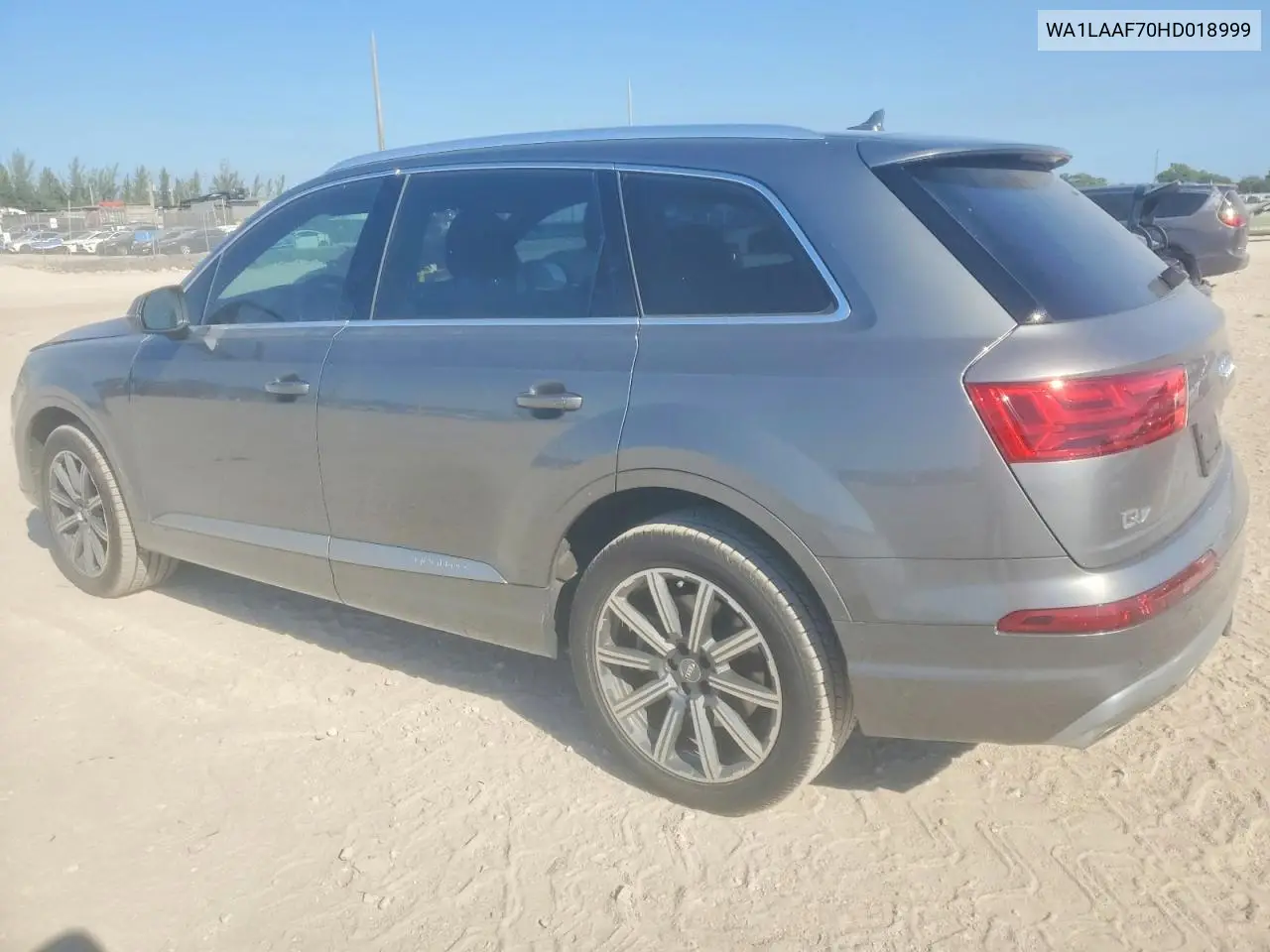 WA1LAAF70HD018999 2017 Audi Q7 Premium Plus