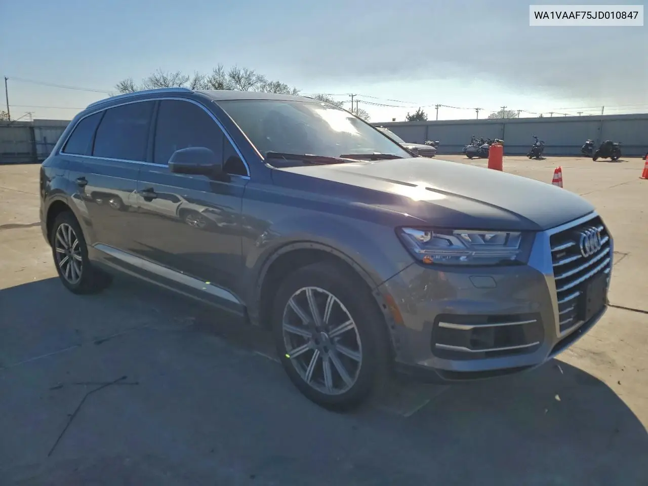 WA1VAAF75JD010847 2018 Audi Q7 Prestige