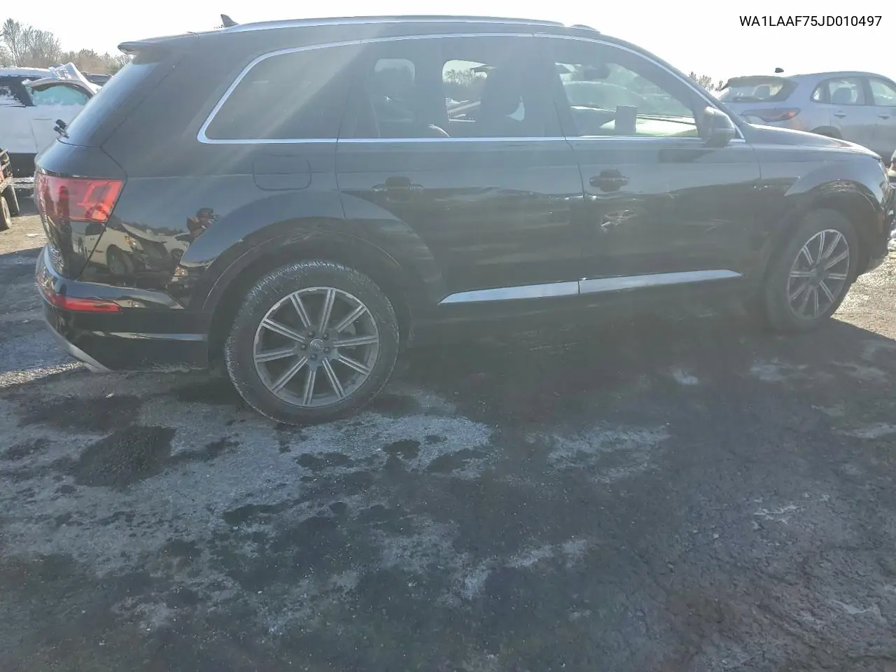 WA1LAAF75JD010497 2018 Audi Q7 Premium Plus