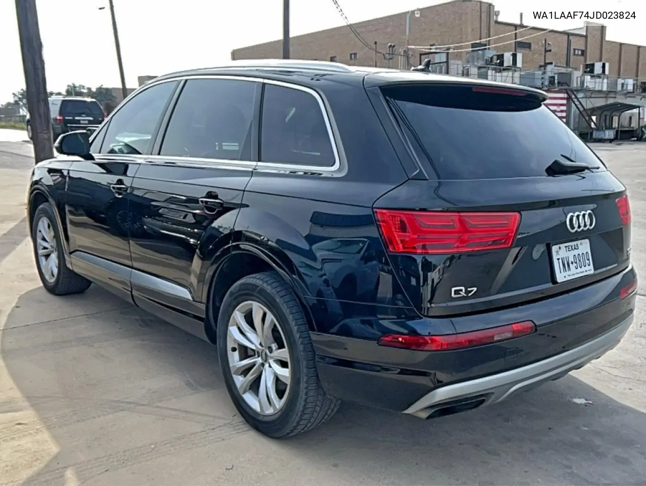 WA1LAAF74JD023824 2018 Audi Q7 Premium Plus