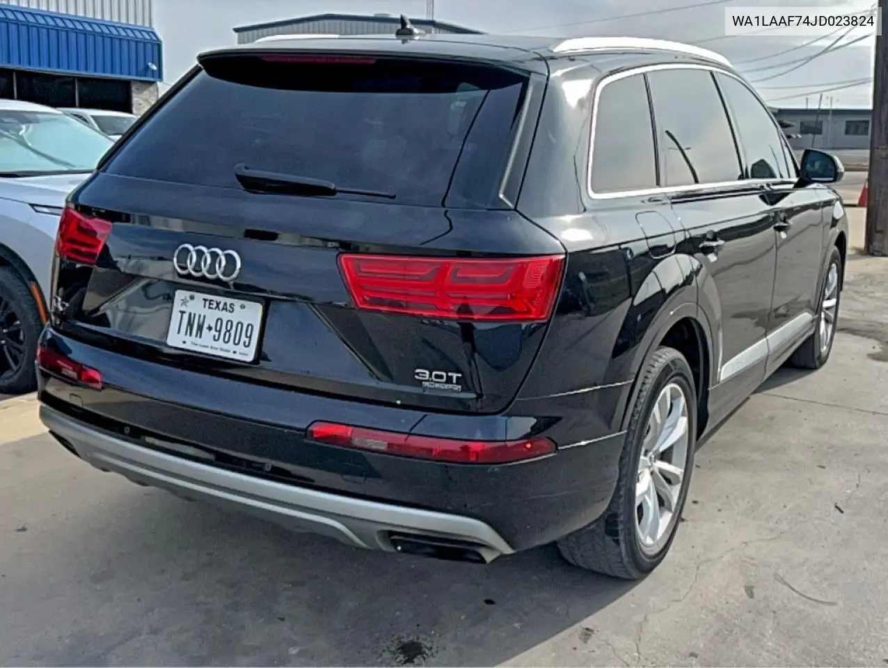 WA1LAAF74JD023824 2018 Audi Q7 Premium Plus