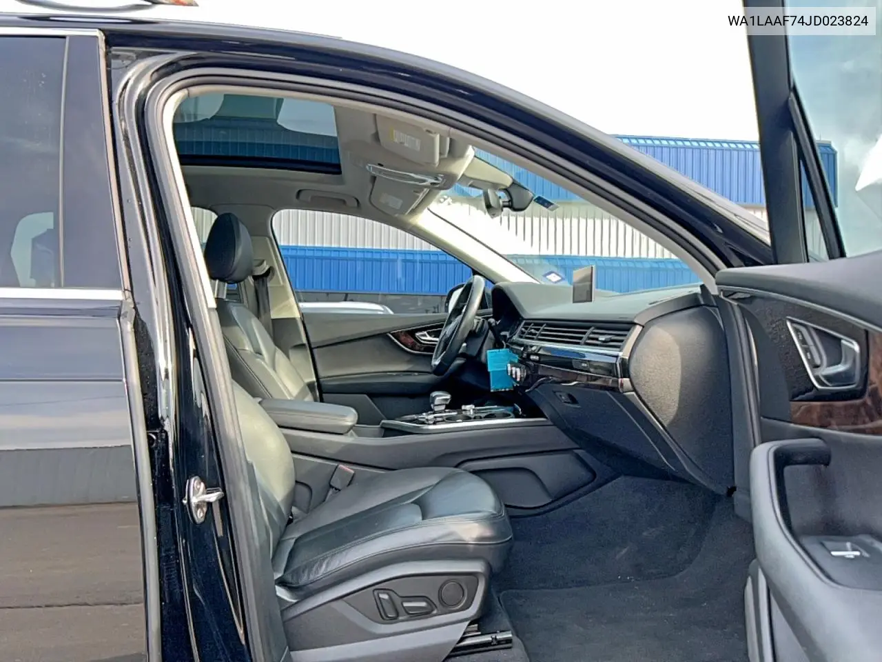 WA1LAAF74JD023824 2018 Audi Q7 Premium Plus