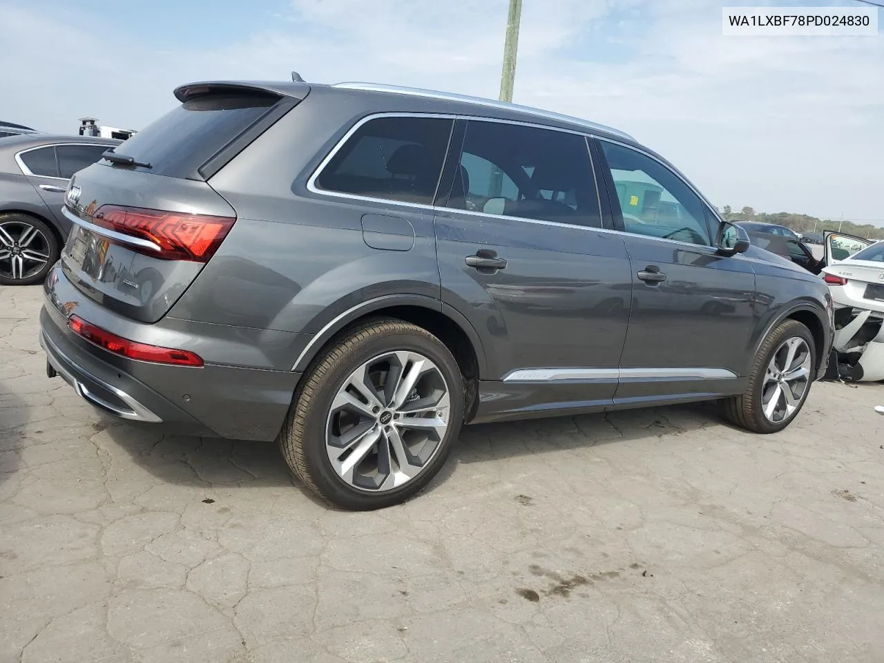 WA1LXBF78PD024830 2023 Audi Q7 Premium Plus