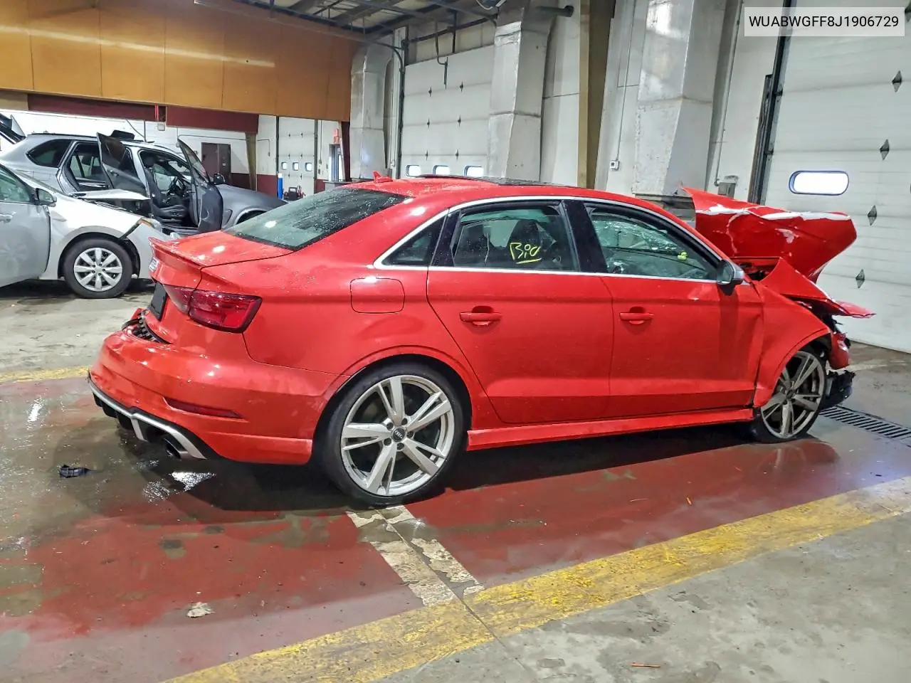 WUABWGFF8J1906729 2018 Audi Rs3