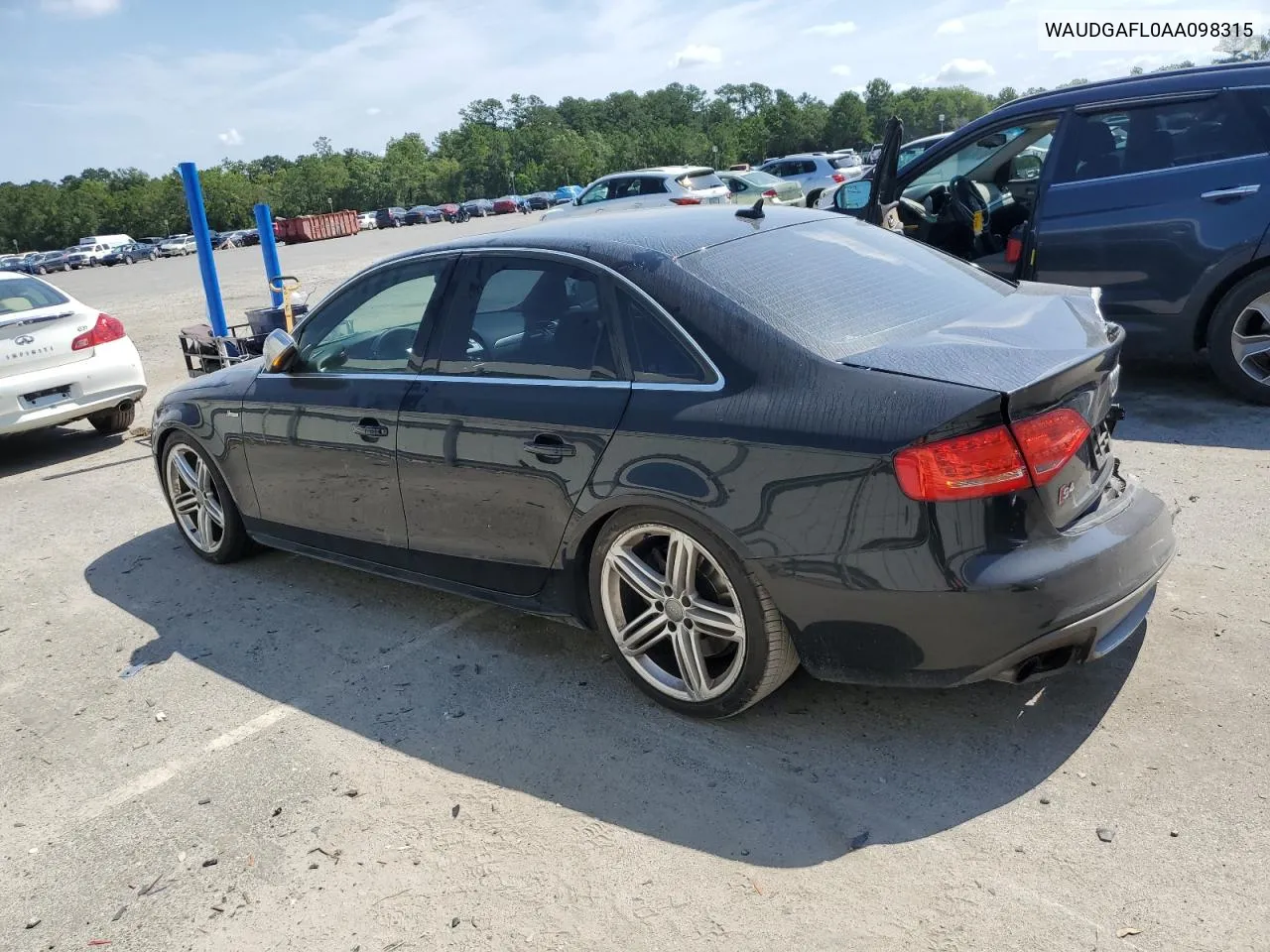 2010 Audi S4 Premium Plus VIN: WAUDGAFL0AA098315 Lot: 57438004