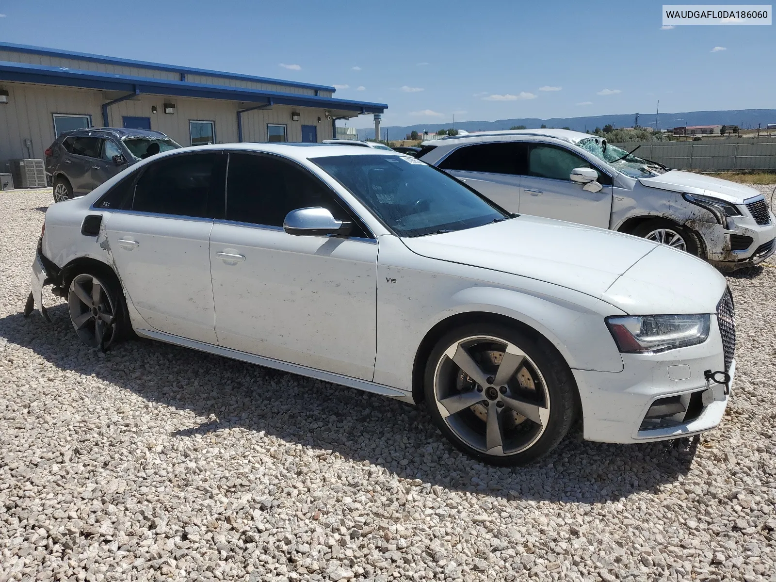 2013 Audi S4 Premium Plus VIN: WAUDGAFL0DA186060 Lot: 63859514