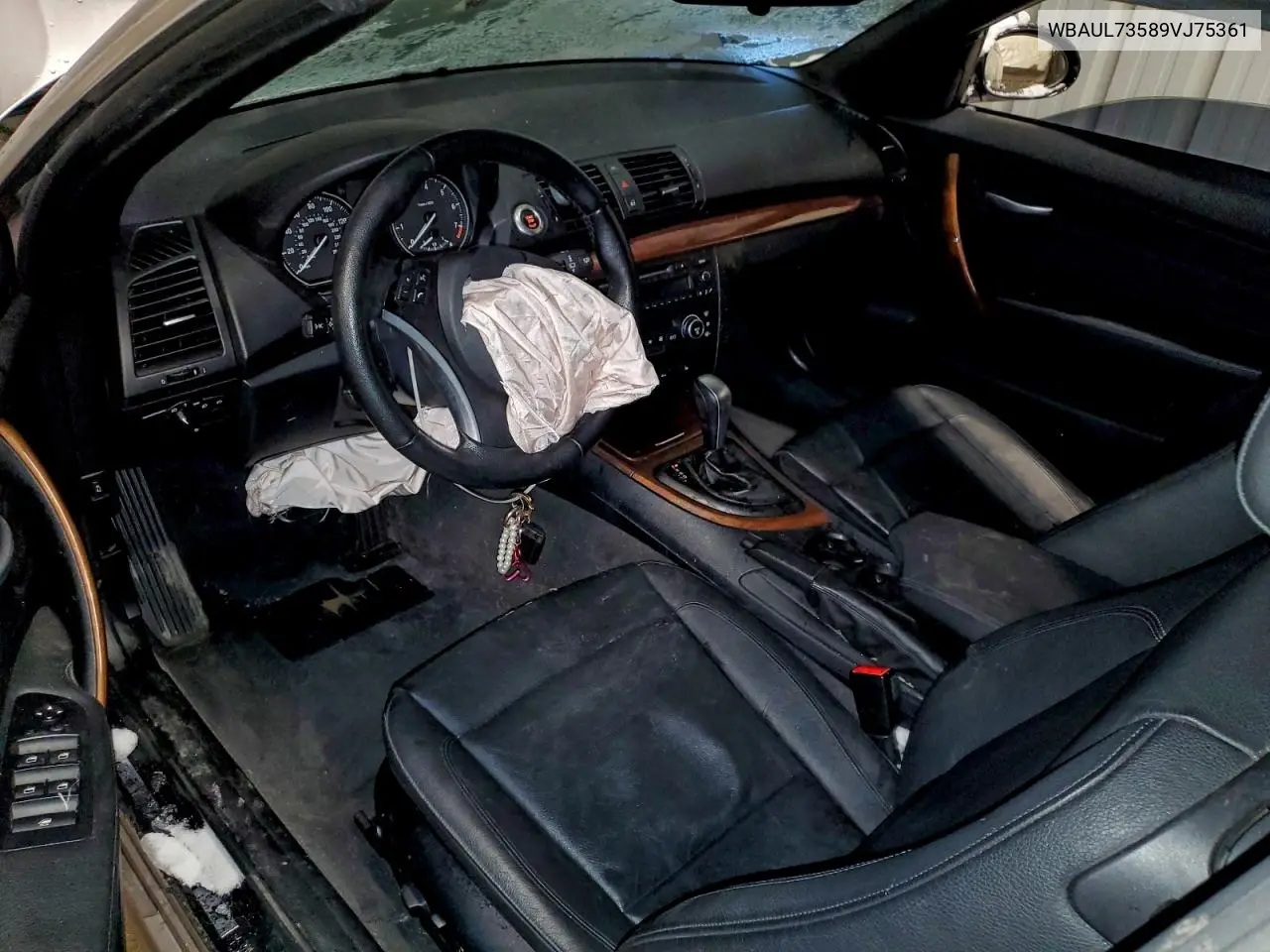 WBAUL73589VJ75361 2009 BMW 128 I