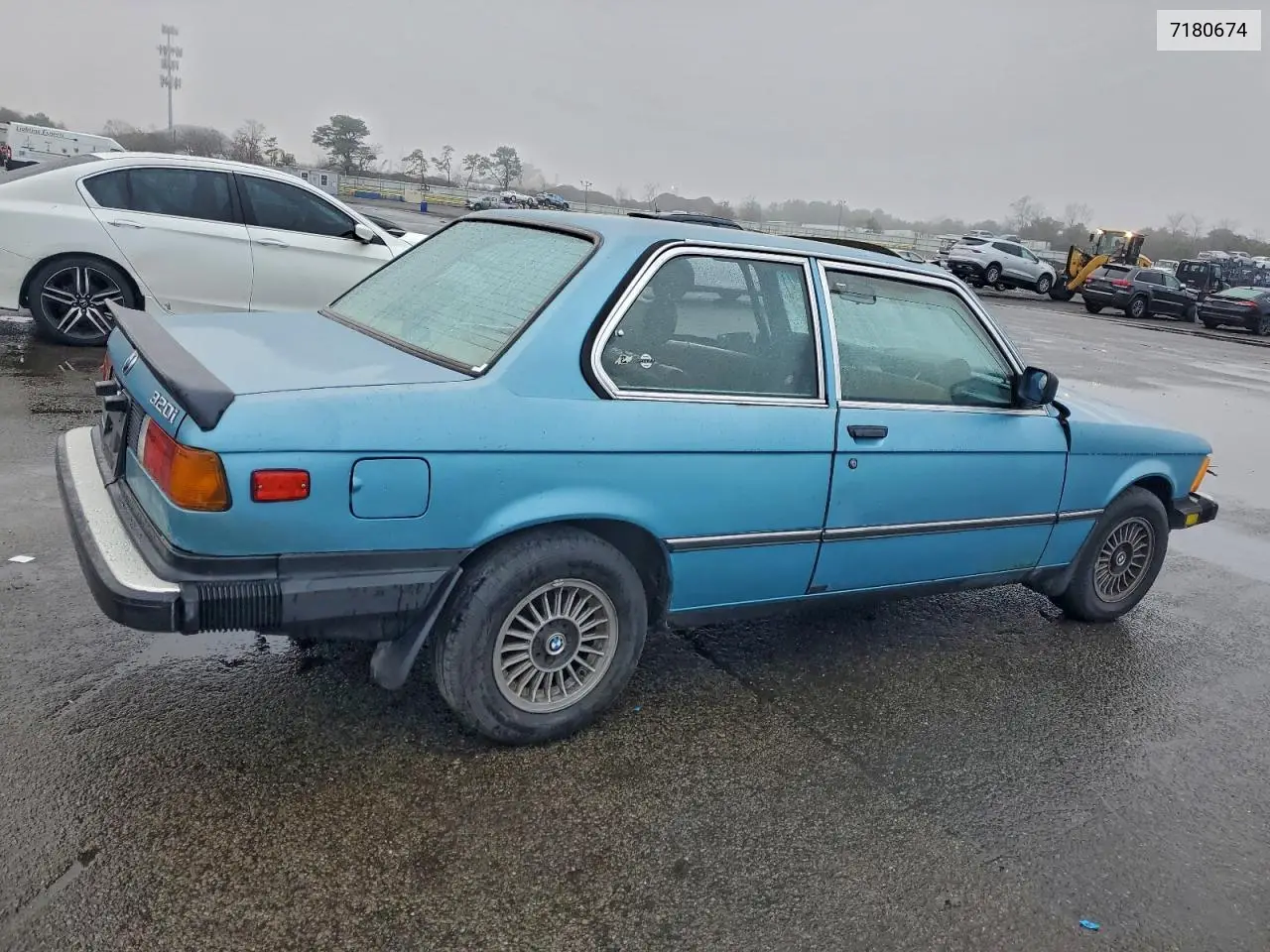 7180674 1980 BMW 320I