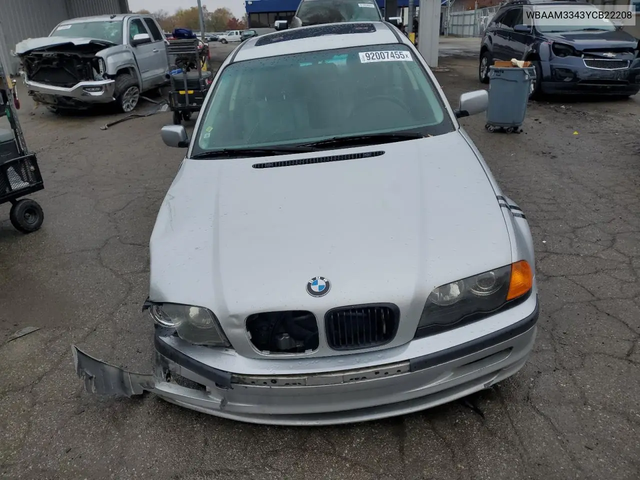 WBAAM3343YCB22208 2000 BMW 323 I