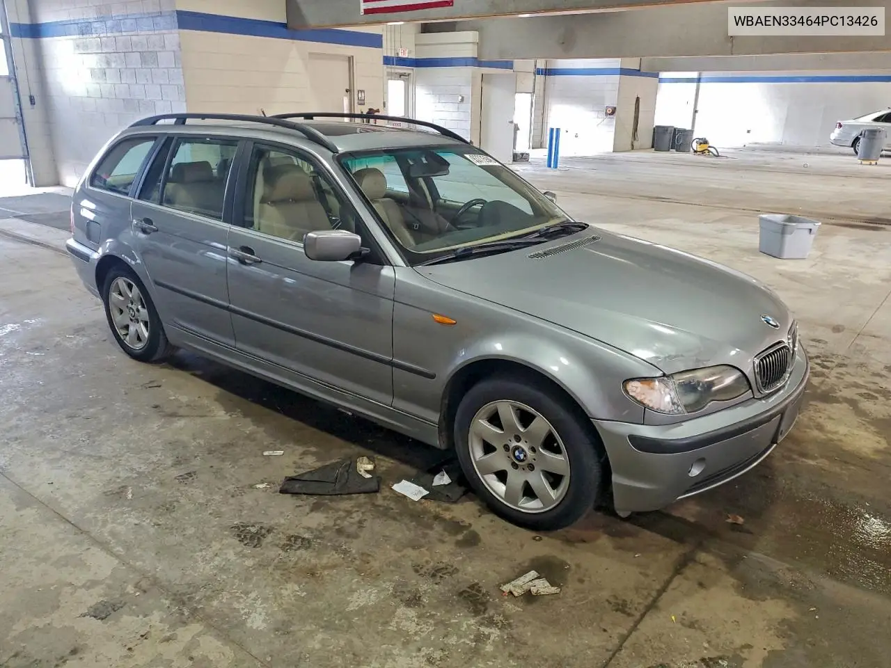 WBAEN33464PC13426 2004 BMW 325 It