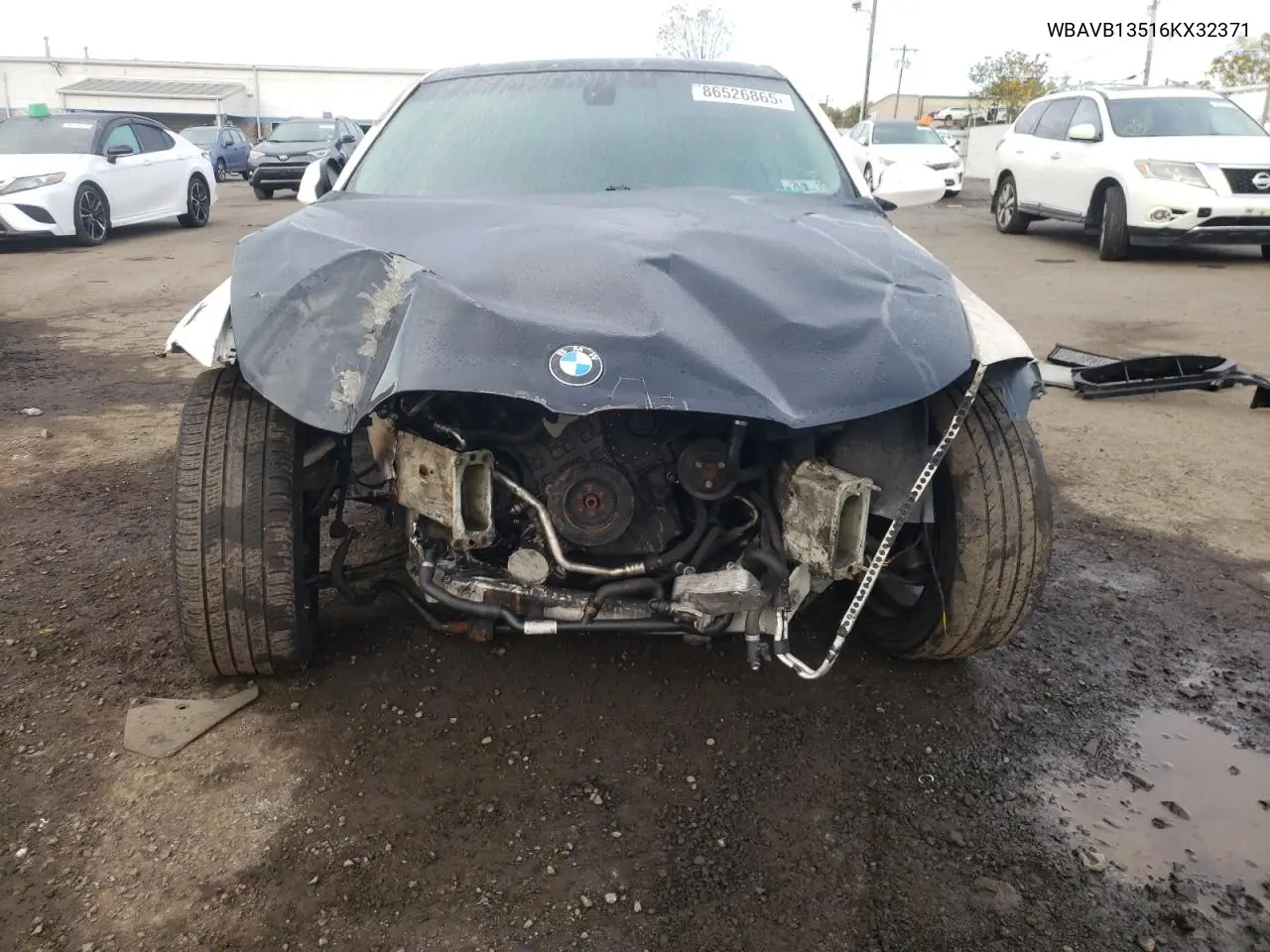 WBAVB13516KX32371 2006 BMW 325 I